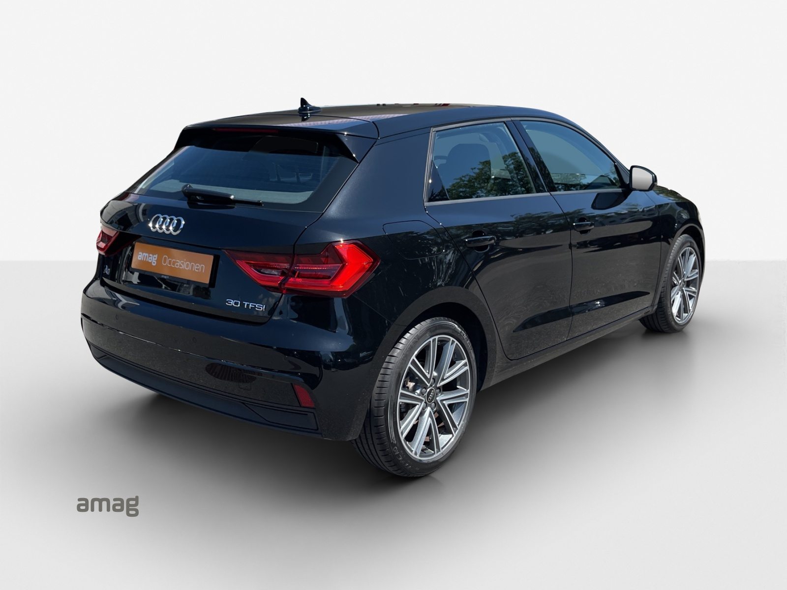 AUDI A1 Sportback 30 TFSI Attraction, Benzin, Occasion / Gebraucht, Automatik - 5
