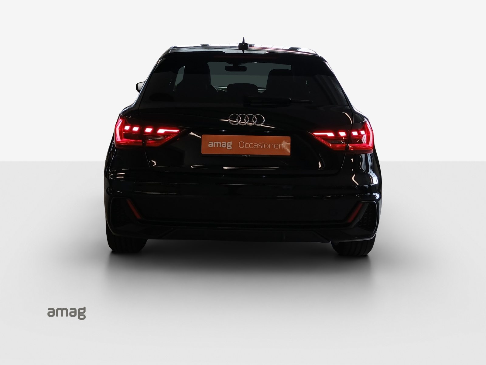 AUDI A1 Sportback 30 TFSI S line Attraction, Benzin, Occasion / Gebraucht, Automatik - 4