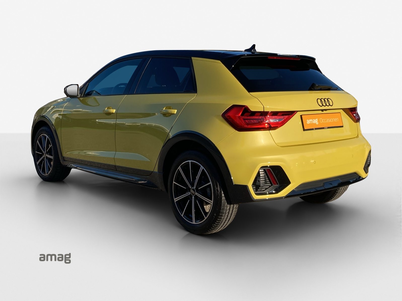 AUDI A1 allstreet 35 TFSI, Benzin, Occasion / Gebraucht, Automatik - 3