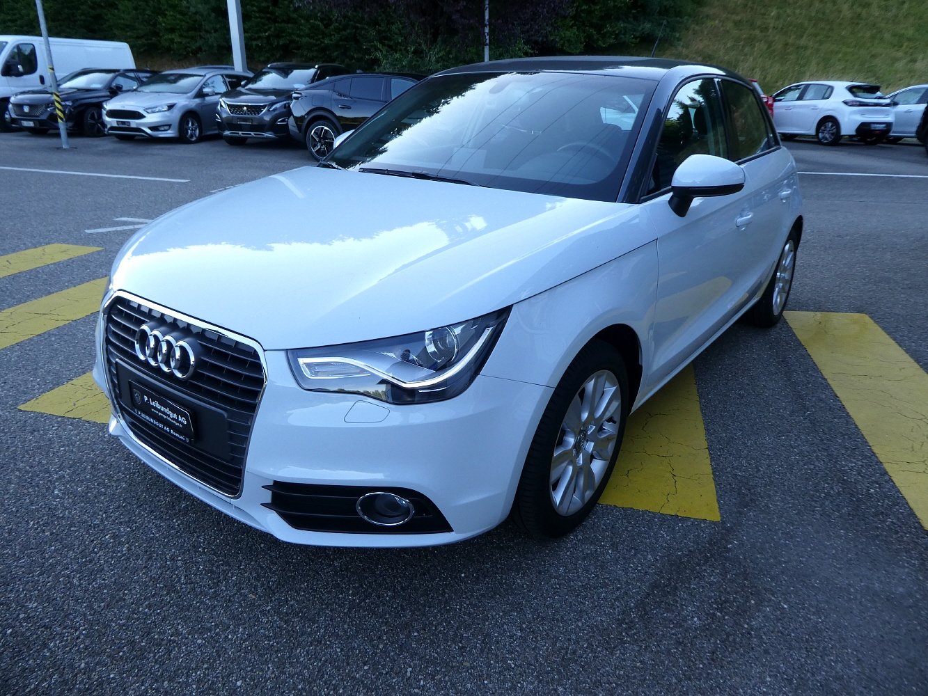 AUDI A1 Sportback 1.2 TFSI Ambition, Benzin, Occasion / Gebraucht, Handschaltung - 3