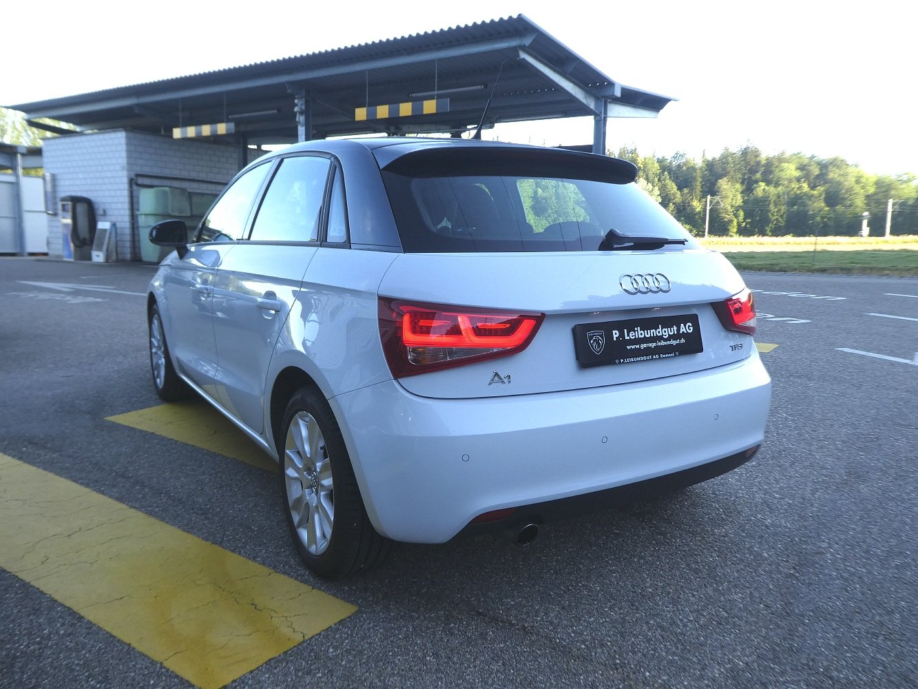AUDI A1 Sportback 1.2 TFSI Ambition, Benzin, Occasion / Gebraucht, Handschaltung - 5