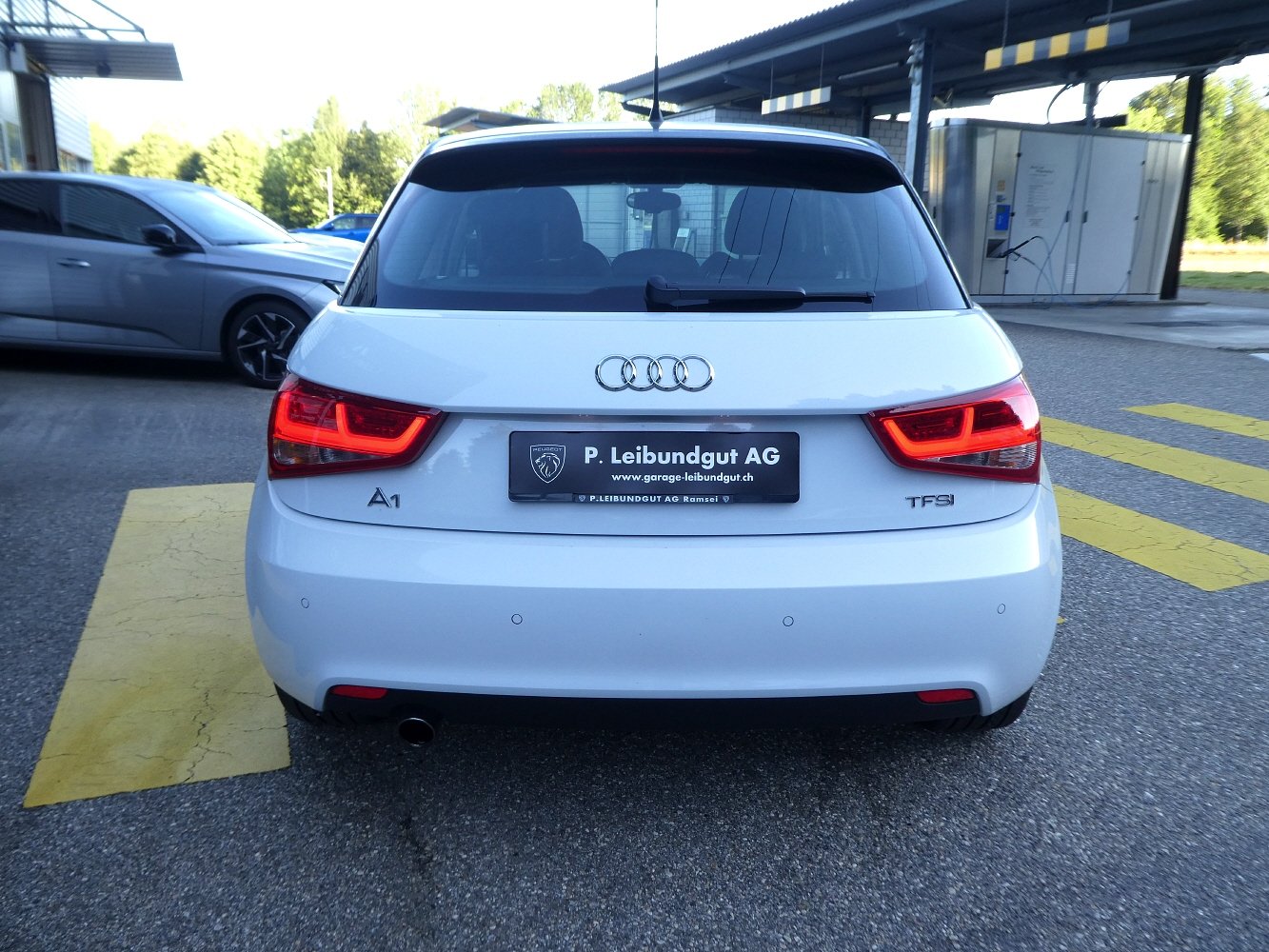 AUDI A1 Sportback 1.2 TFSI Ambition, Benzin, Occasion / Gebraucht, Handschaltung - 6