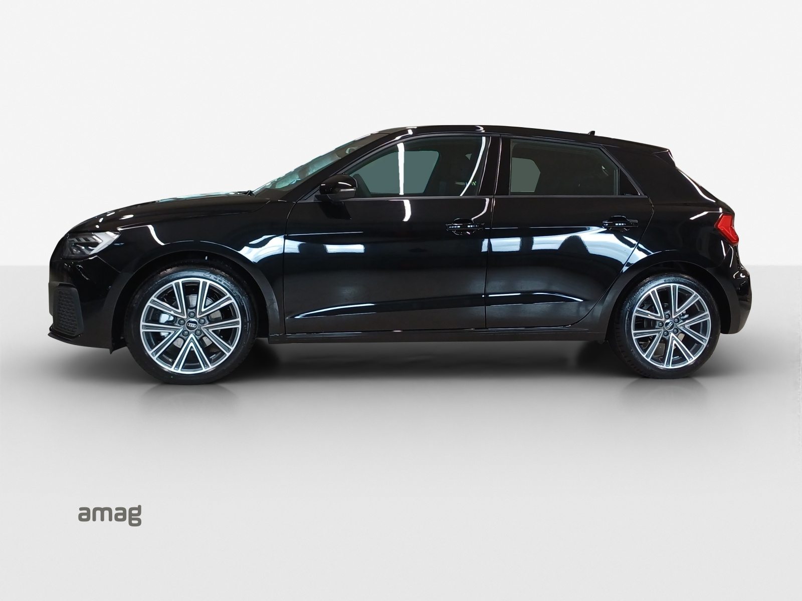 AUDI A1 Sportback 30 TFSI Attraction, Benzin, Occasion / Gebraucht, Automatik - 2