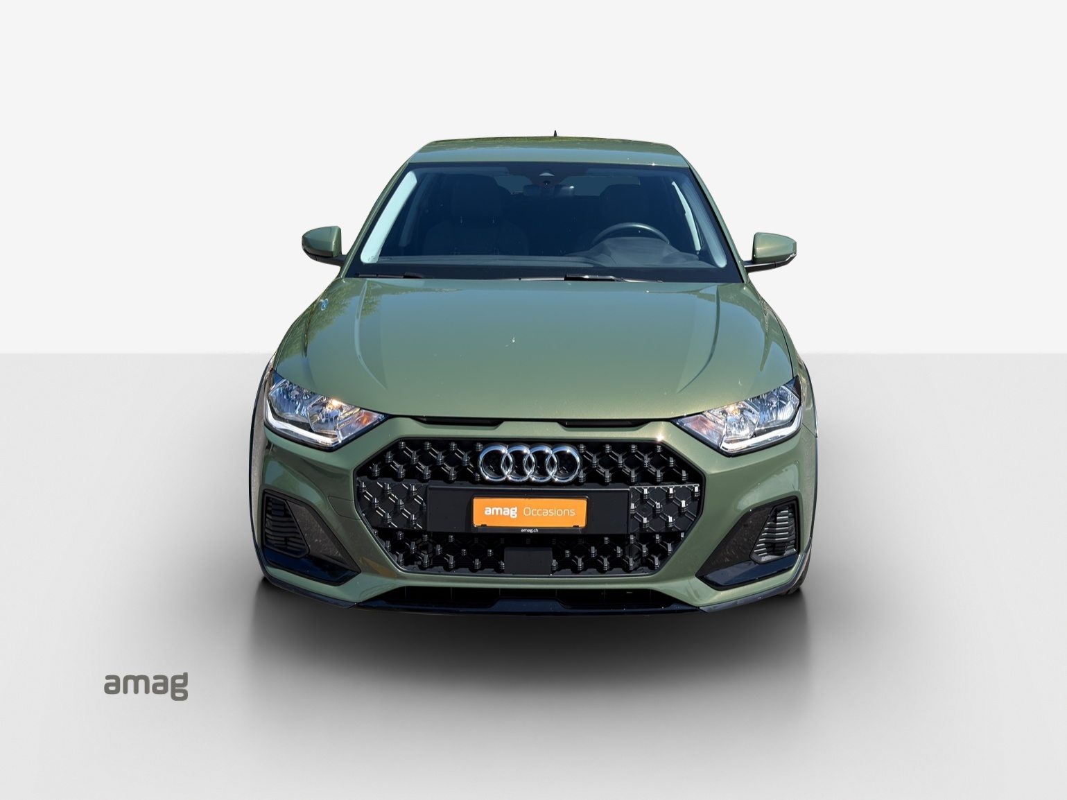 AUDI A1 allstreet 30 TFSI Attraction, Benzin, Occasion / Gebraucht, Automatik - 7