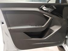 AUDI A1 Sportback 30 TFSI Attraction, Petrol, Second hand / Used, Automatic - 3