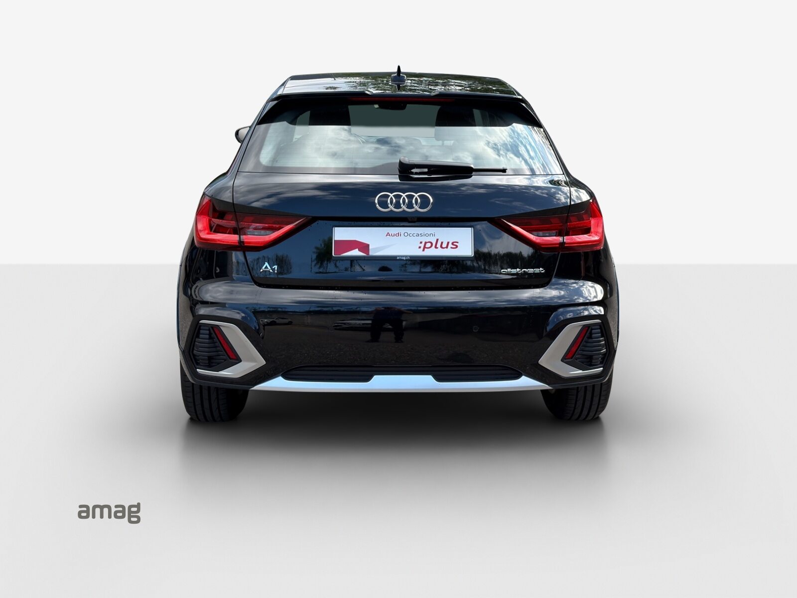 AUDI A1 allstreet 30 TFSI Attraction, Petrol, Second hand / Used, Automatic - 4