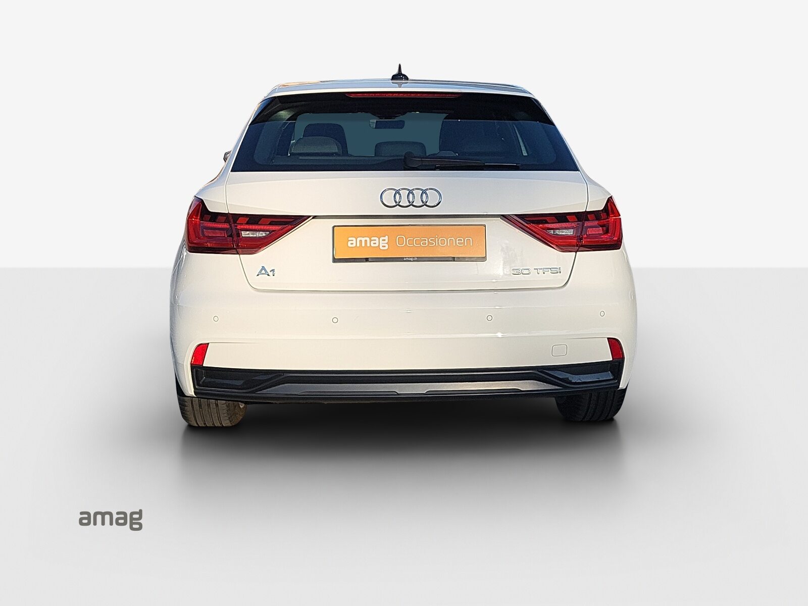 AUDI A1 Sportback 30 TFSI advanced Attraction, Petrol, Second hand / Used, Automatic - 4