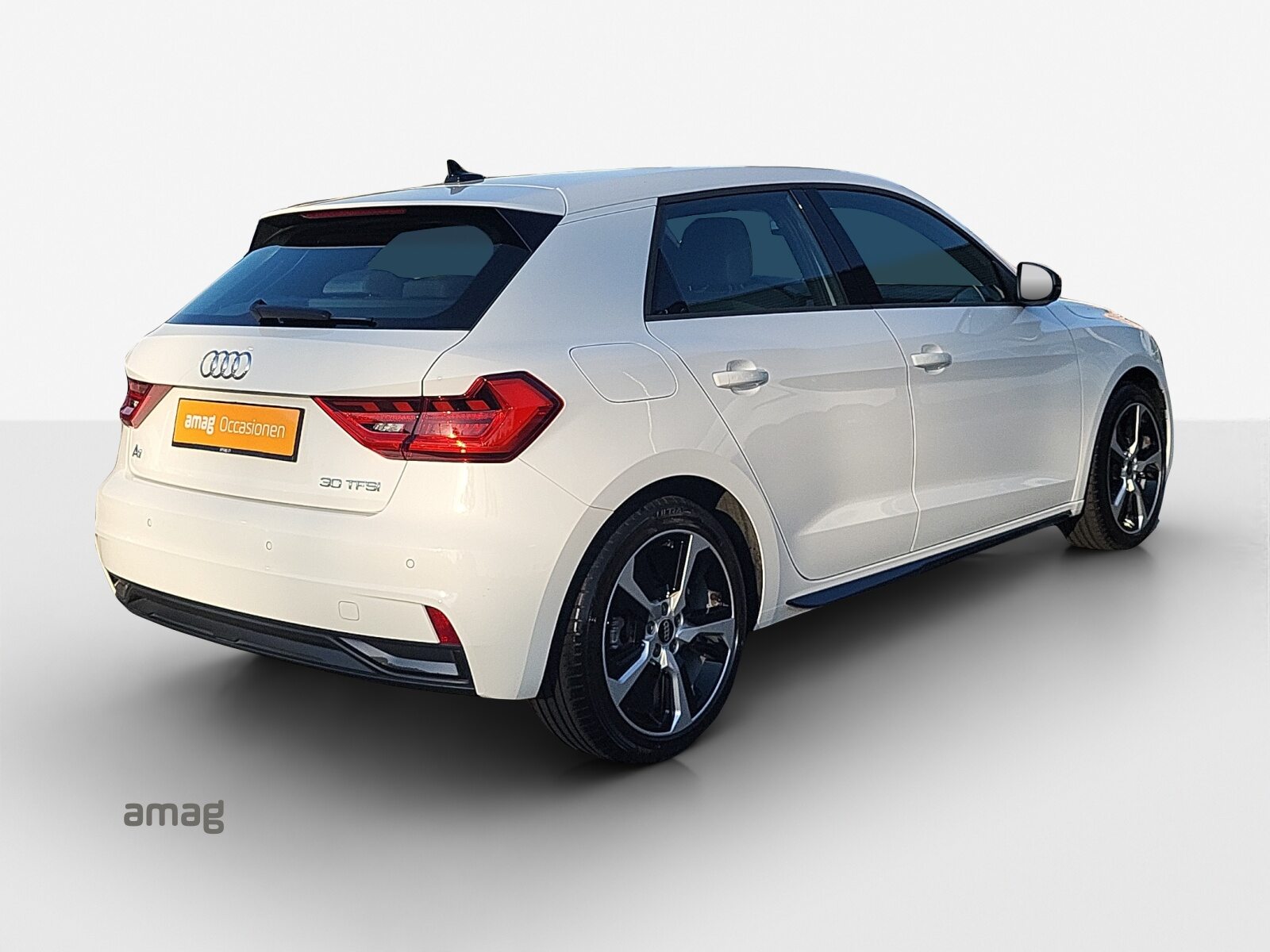 AUDI A1 Sportback 30 TFSI advanced Attraction, Petrol, Second hand / Used, Automatic - 5