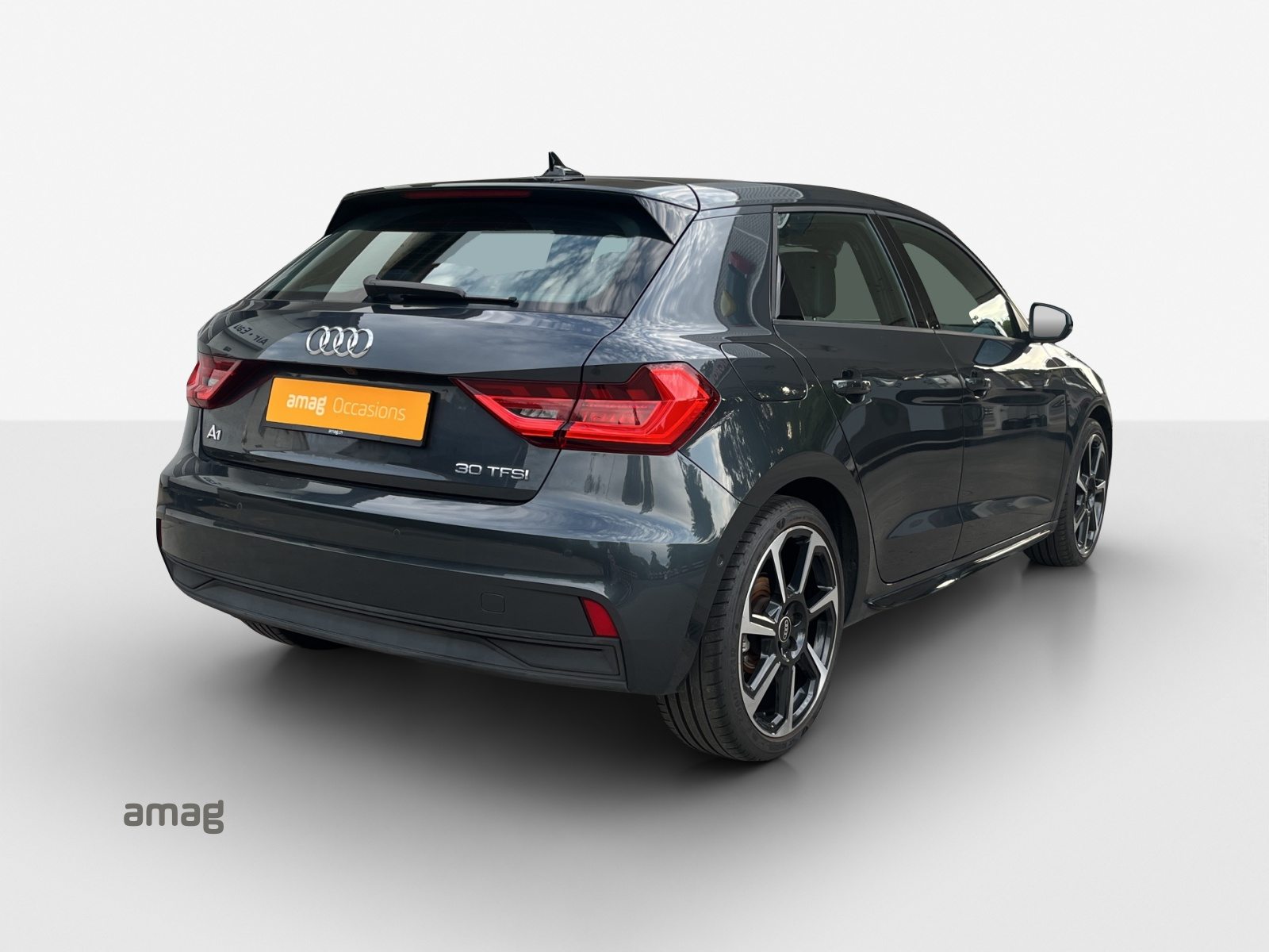 AUDI A1 Sportback 30 TFSI Attraction, Petrol, Second hand / Used, Automatic - 5