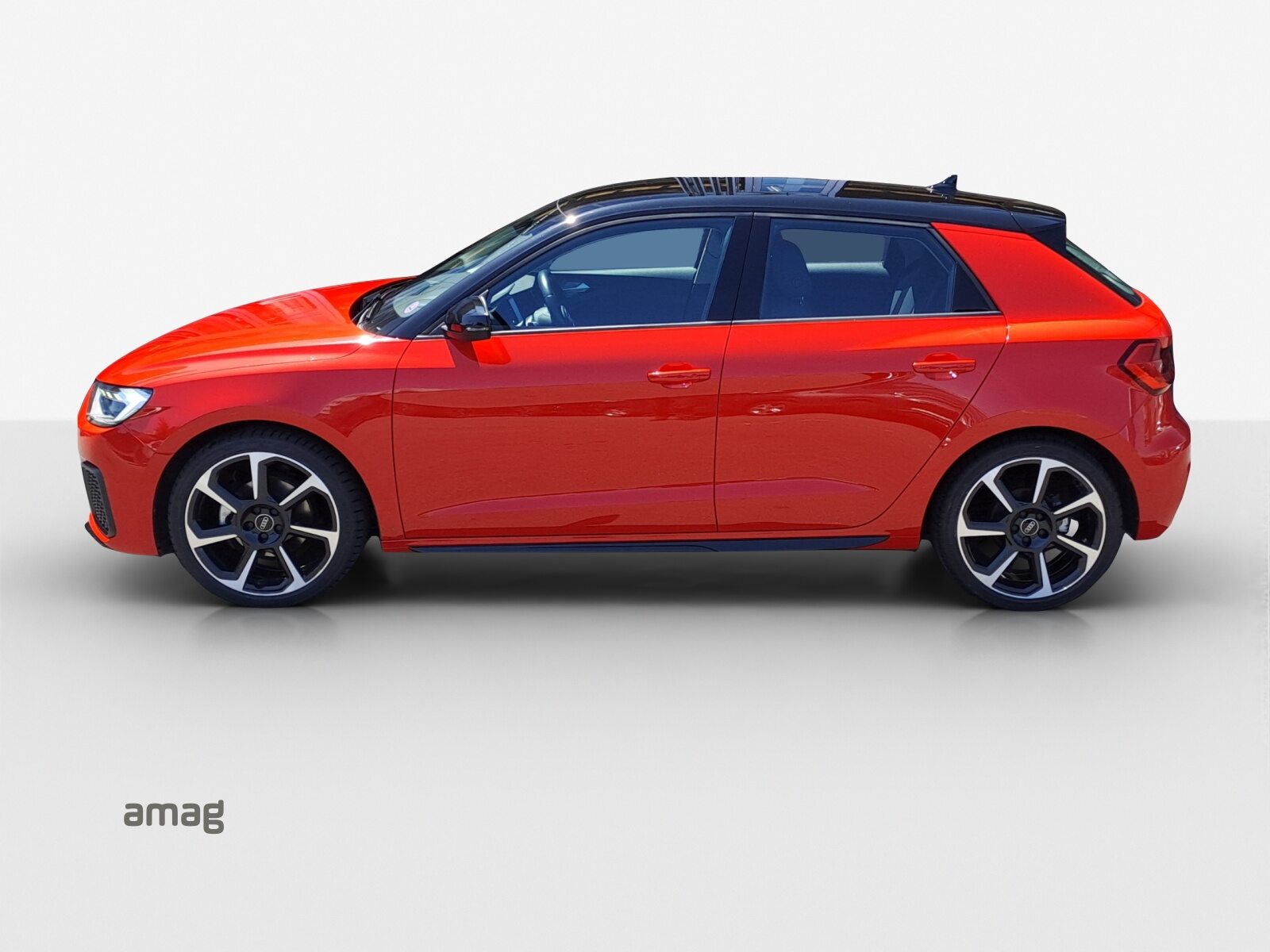 AUDI A1 Sportback 30 TFSI Attraction, Petrol, Second hand / Used, Automatic - 2
