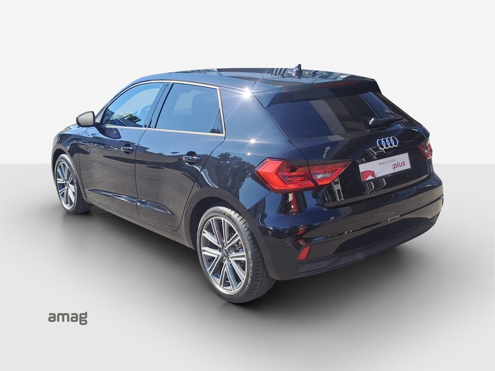 AUDI A1 Sportback 30 TFSI Attraction, Benzin, Occasion / Gebraucht, Automatik - 3