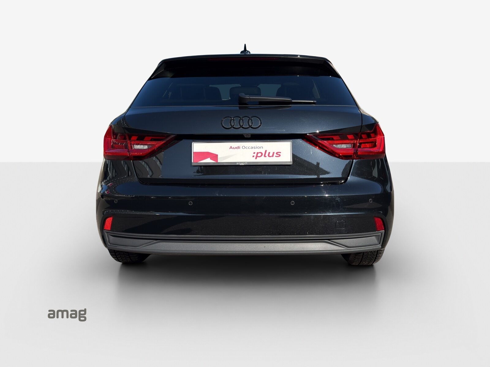 AUDI A1 Sportback 30 TFSI Attraction, Petrol, Second hand / Used, Automatic - 4