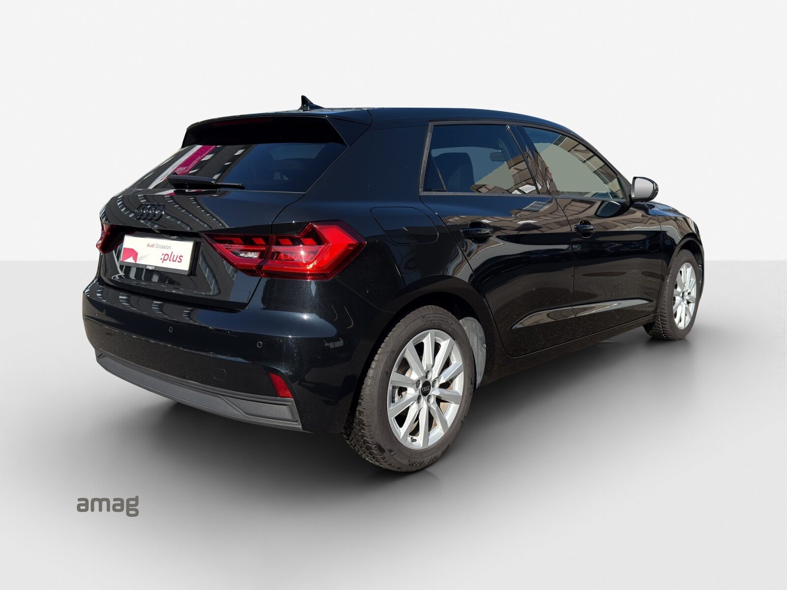 AUDI A1 Sportback 30 TFSI Attraction, Petrol, Second hand / Used, Automatic - 5