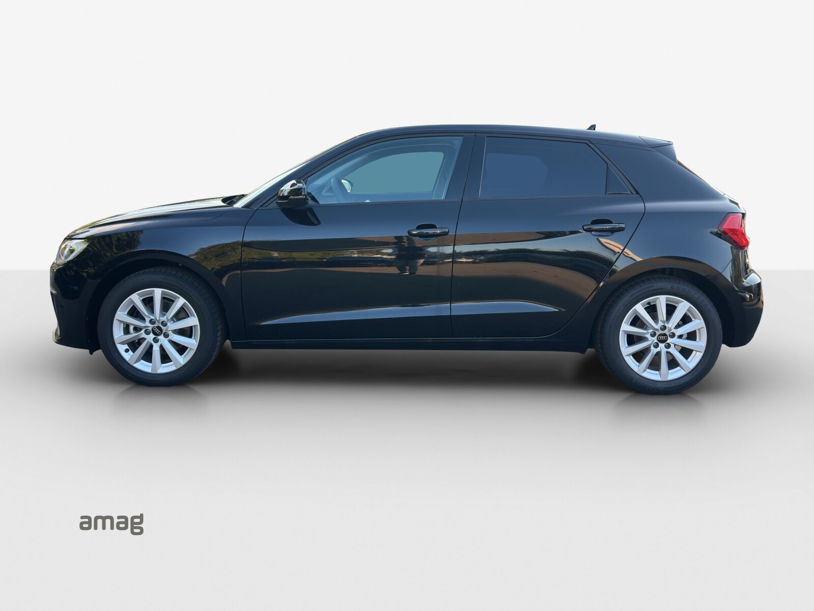 AUDI A1 Sportback 30 TFSI Attraction, Essence, Occasion / Utilisé, Automatique - 2