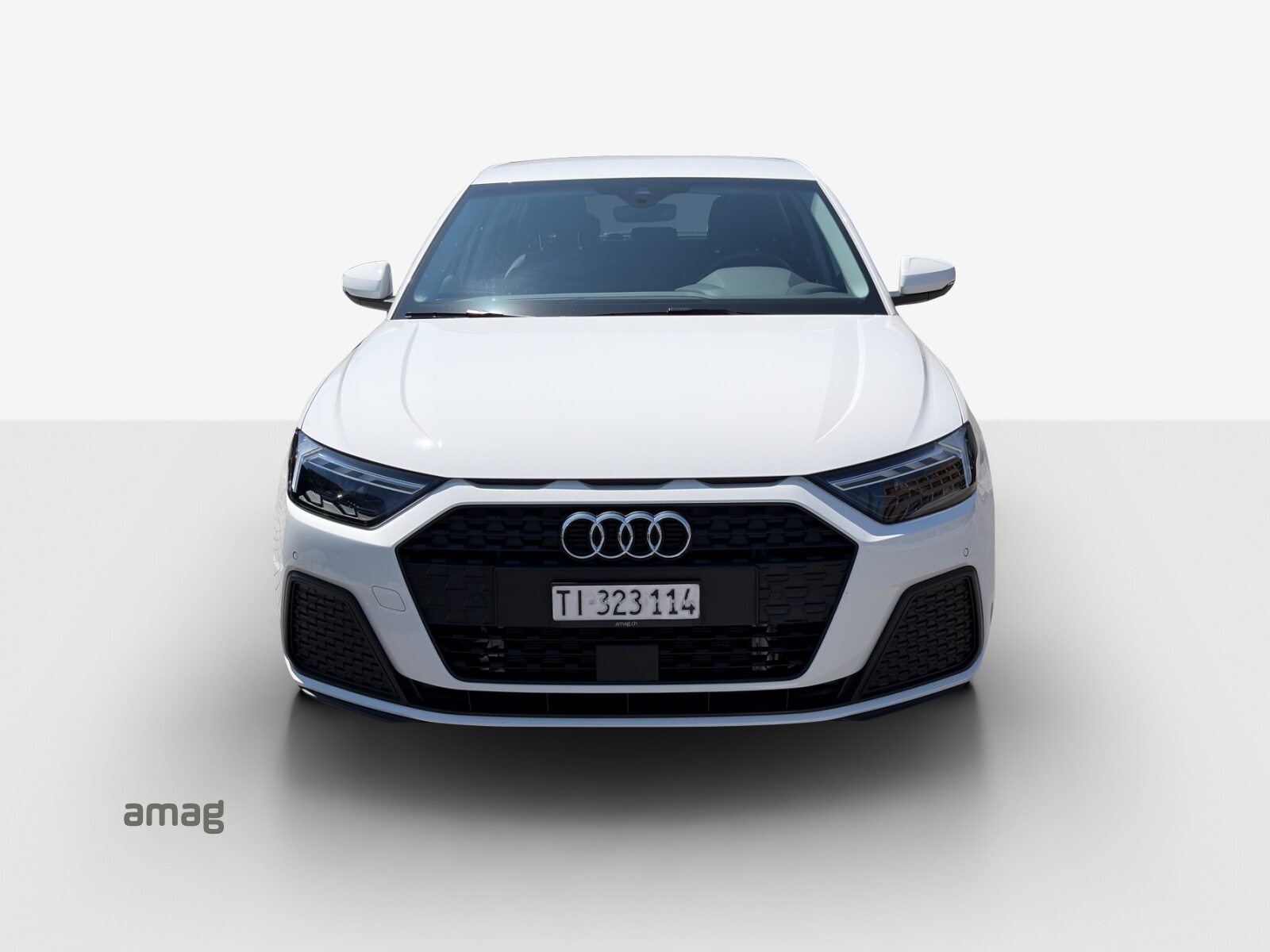 AUDI A1 Sportback 30 TFSI Attraction, Benzin, Occasion / Gebraucht, Automatik - 7