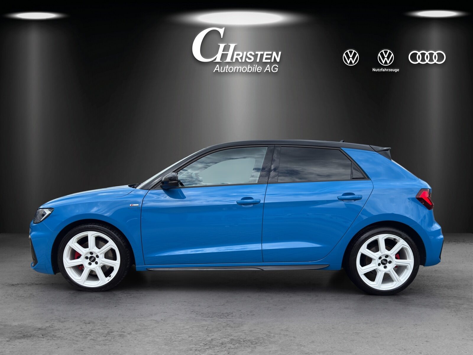 AUDI A1 Sportback 40 TFSI S line, Petrol, Second hand / Used, Automatic - 2