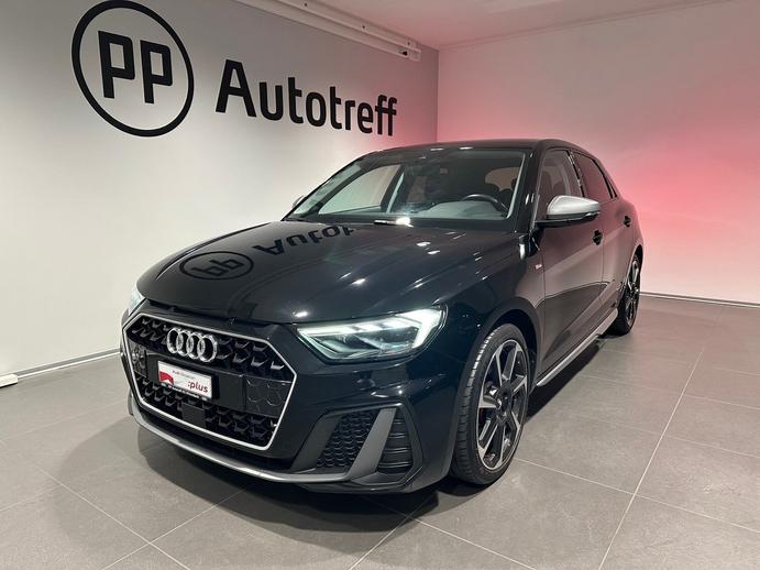 AUDI A1 40 TFSI S Line, Benzin, Occasion / Gebraucht, Automatik
