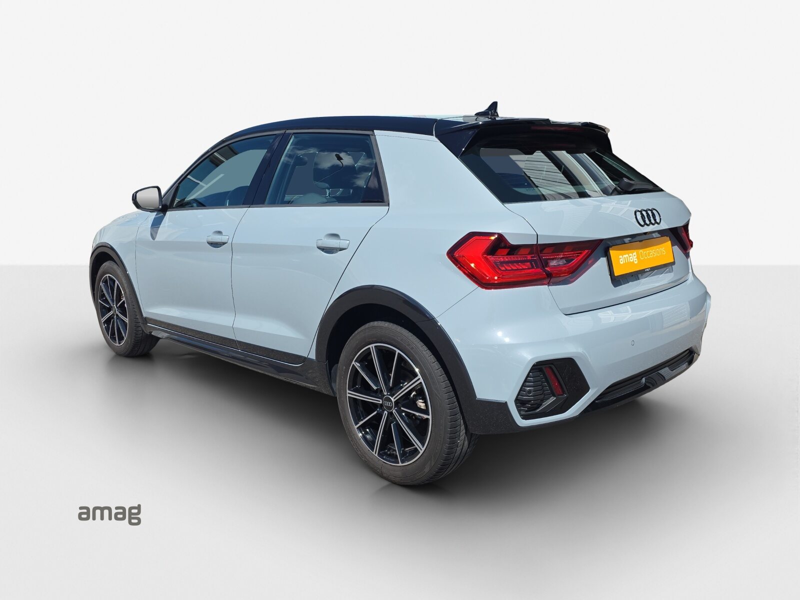 AUDI A1 citycarver 30 TFSI Attraction, Benzin, Occasion / Gebraucht, Automatik - 3