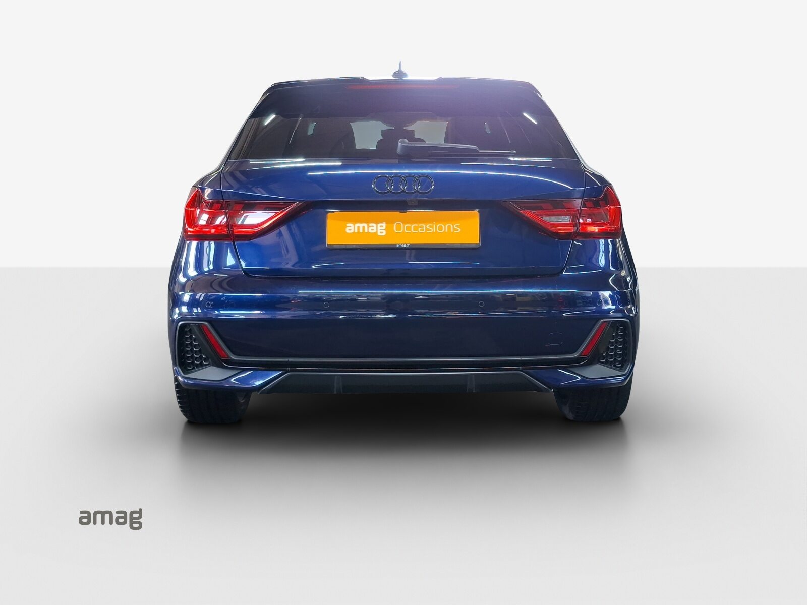 AUDI A1 Sportback 30 TFSI S line Attraction, Petrol, Second hand / Used, Automatic - 4