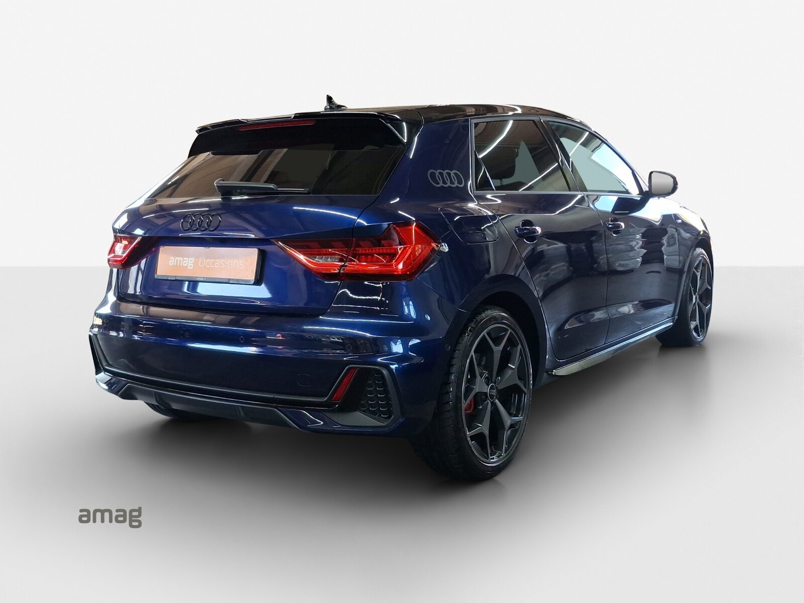 AUDI A1 Sportback 30 TFSI S line Attraction, Petrol, Second hand / Used, Automatic - 5