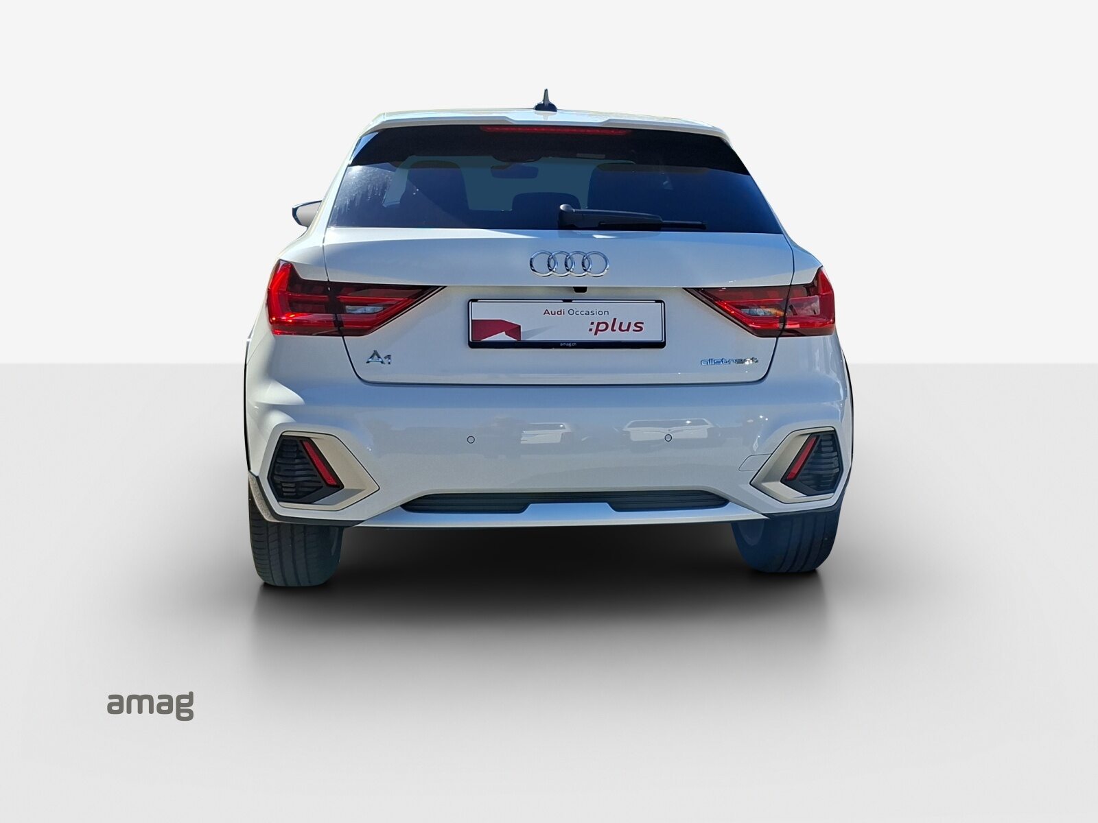 AUDI A1 allstreet 30 TFSI Attraction, Benzin, Occasion / Gebraucht, Automatik - 4