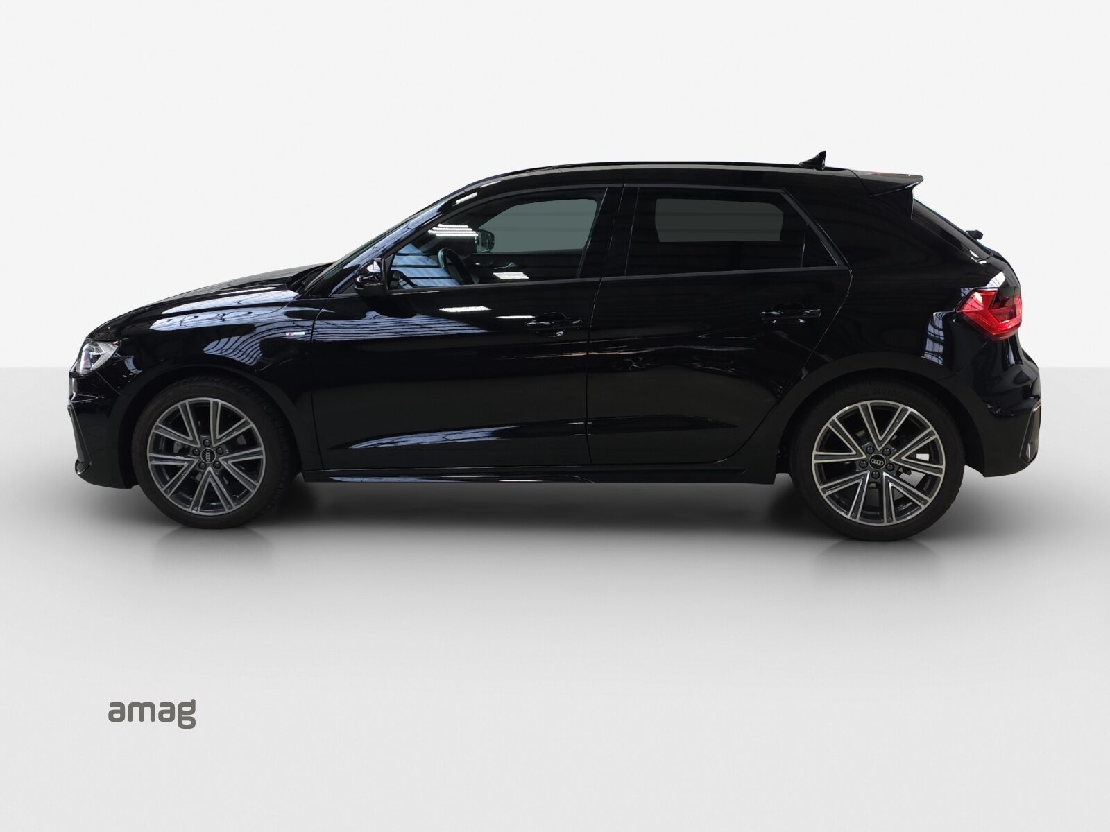 AUDI A1 Sportback 30 TFSI S line Attraction, Benzin, Occasion / Gebraucht, Automatik - 2