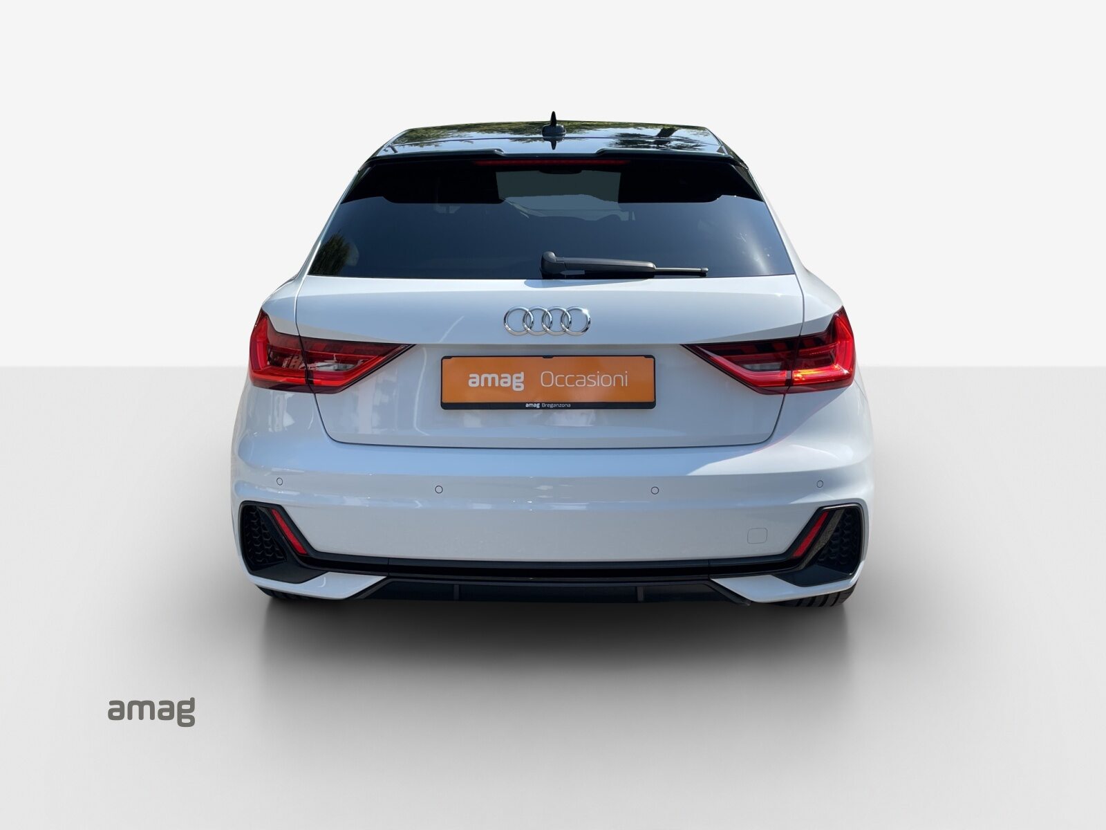 AUDI A1 Sportback 35 TFSI S line, Petrol, Second hand / Used, Automatic - 4