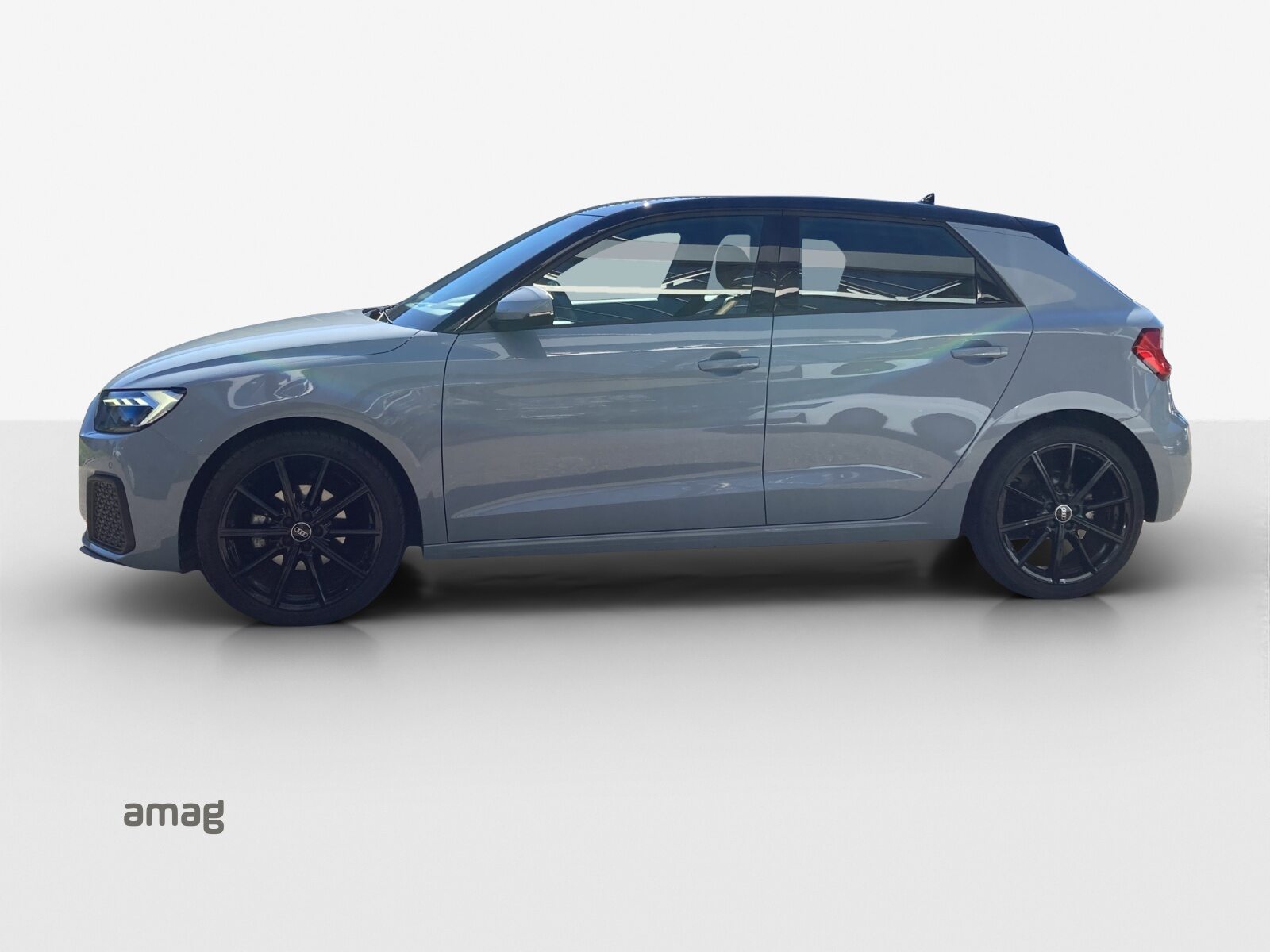 AUDI A1 Sportback 30 TFSI Attraction, Benzin, Occasion / Gebraucht, Automatik - 2