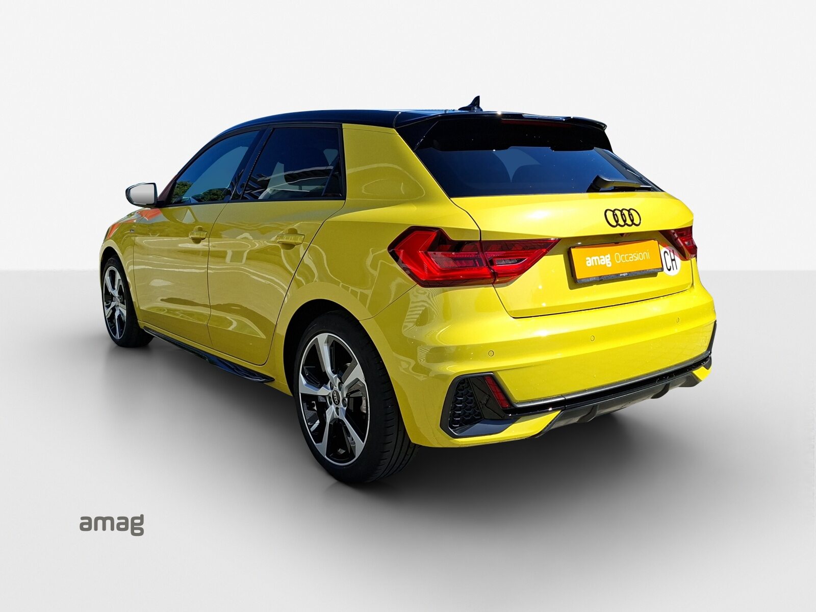 AUDI A1 Sportback 30 TFSI S line Attraction, Petrol, Second hand / Used, Automatic - 3