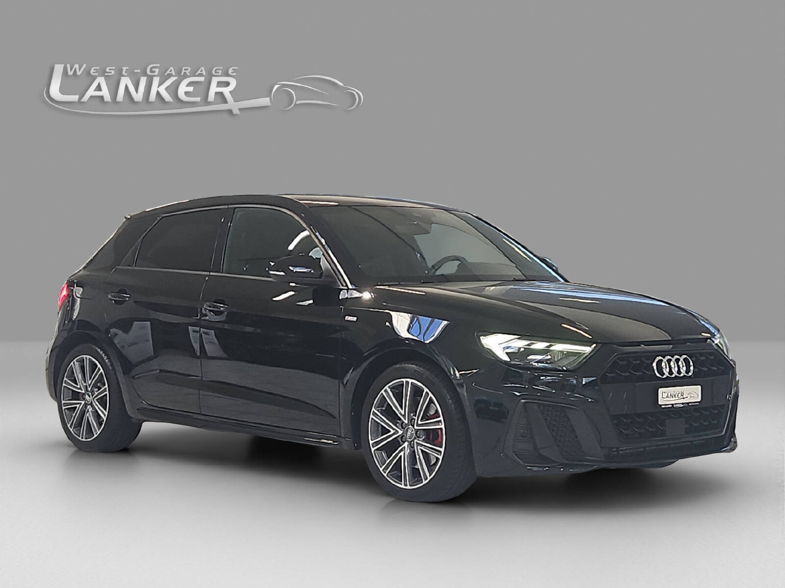 AUDI A1 Sportback 2.0 40 TFSI S Line S-Tronic, Petrol, Second hand / Used, Automatic - 2