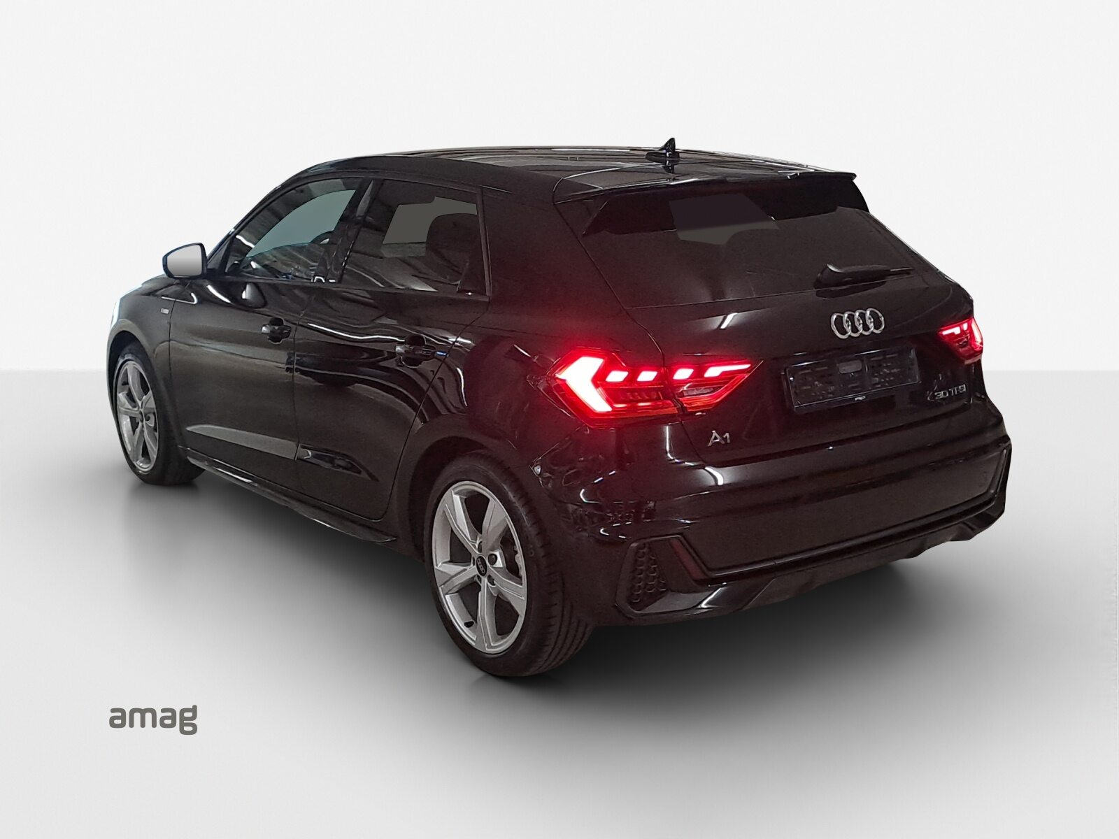 AUDI A1 Sportback 30 TFSI S line Attraction, Benzin, Occasion / Gebraucht, Automatik - 3