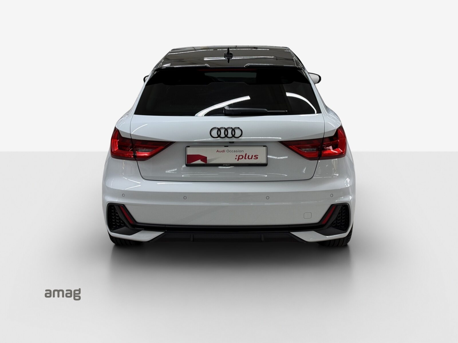AUDI A1 Sportback 30 TFSI S line Attraction, Petrol, Second hand / Used, Automatic - 4