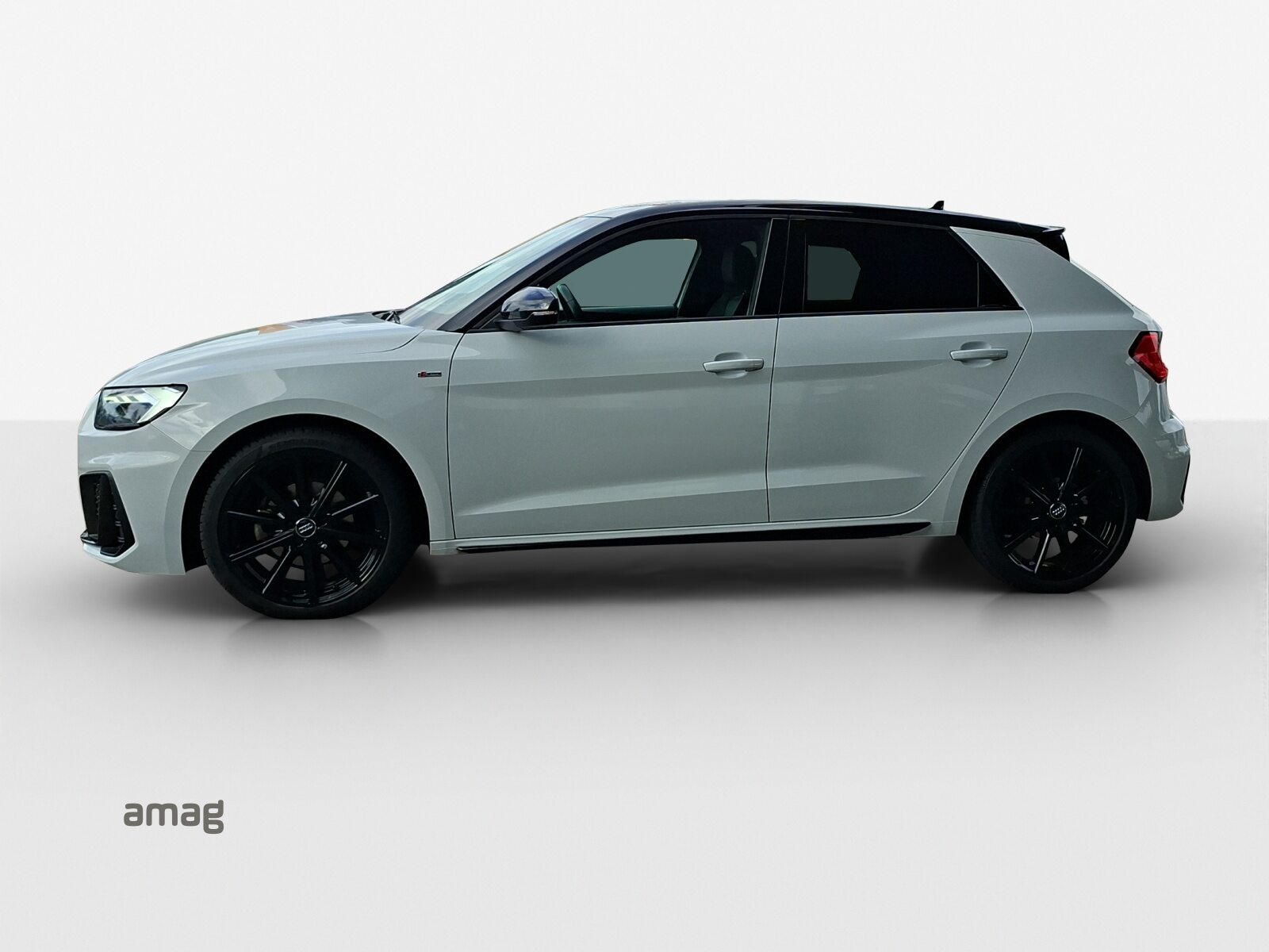 AUDI A1 Sportback 35 TFSI S line, Petrol, Second hand / Used, Automatic - 2