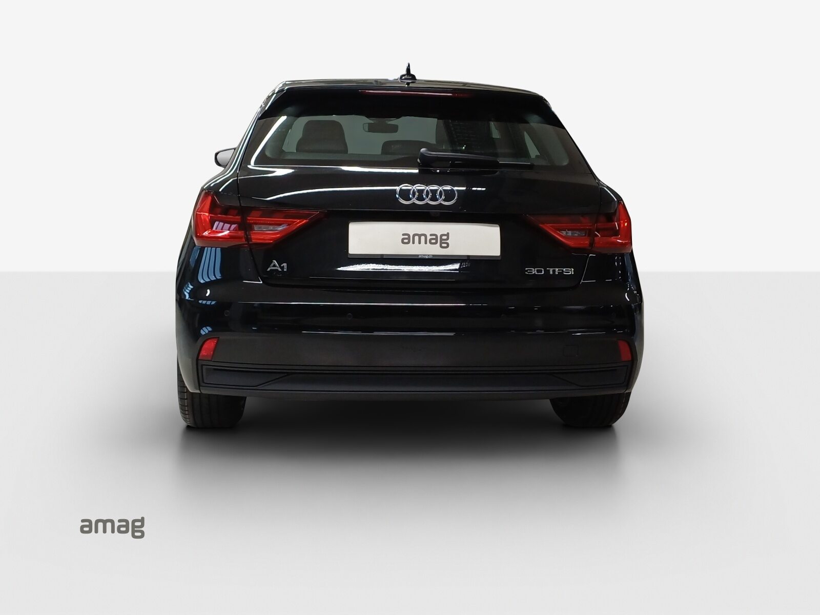 AUDI A1 Sportback 30 TFSI Attraction, Petrol, Second hand / Used, Automatic - 4