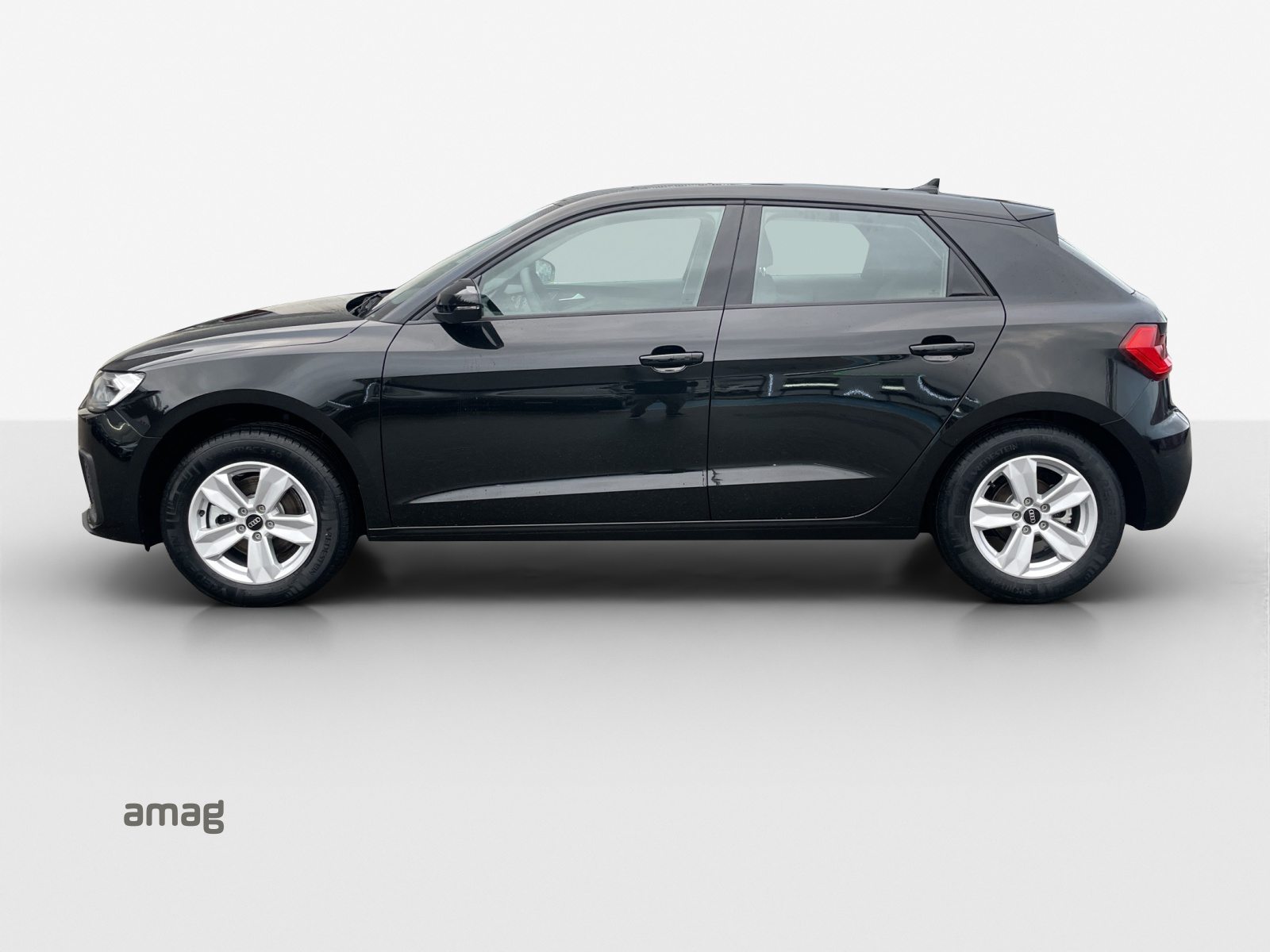 AUDI A1 Sportback 30 TFSI Attraction, Petrol, Ex-demonstrator, Automatic - 2