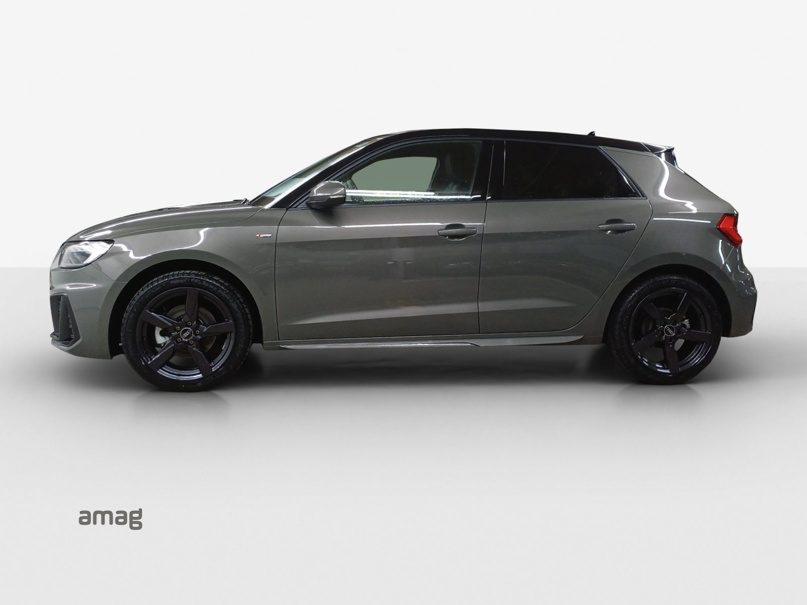 AUDI A1 Sportback 30 TFSI S line Attraction, Petrol, Ex-demonstrator, Automatic - 2