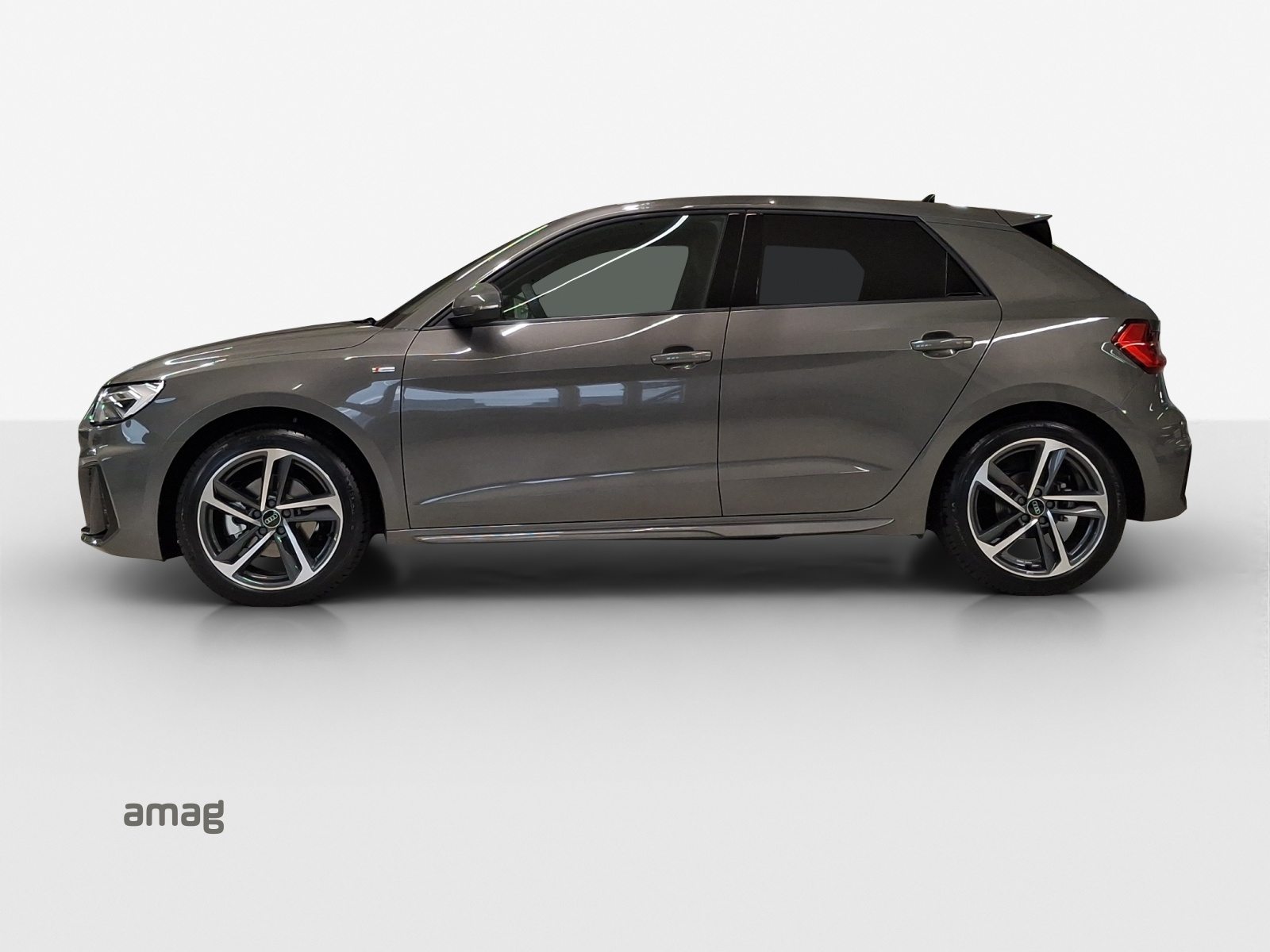 AUDI A1 Sportback 30 TFSI S line Attraction, Petrol, Ex-demonstrator, Automatic - 2