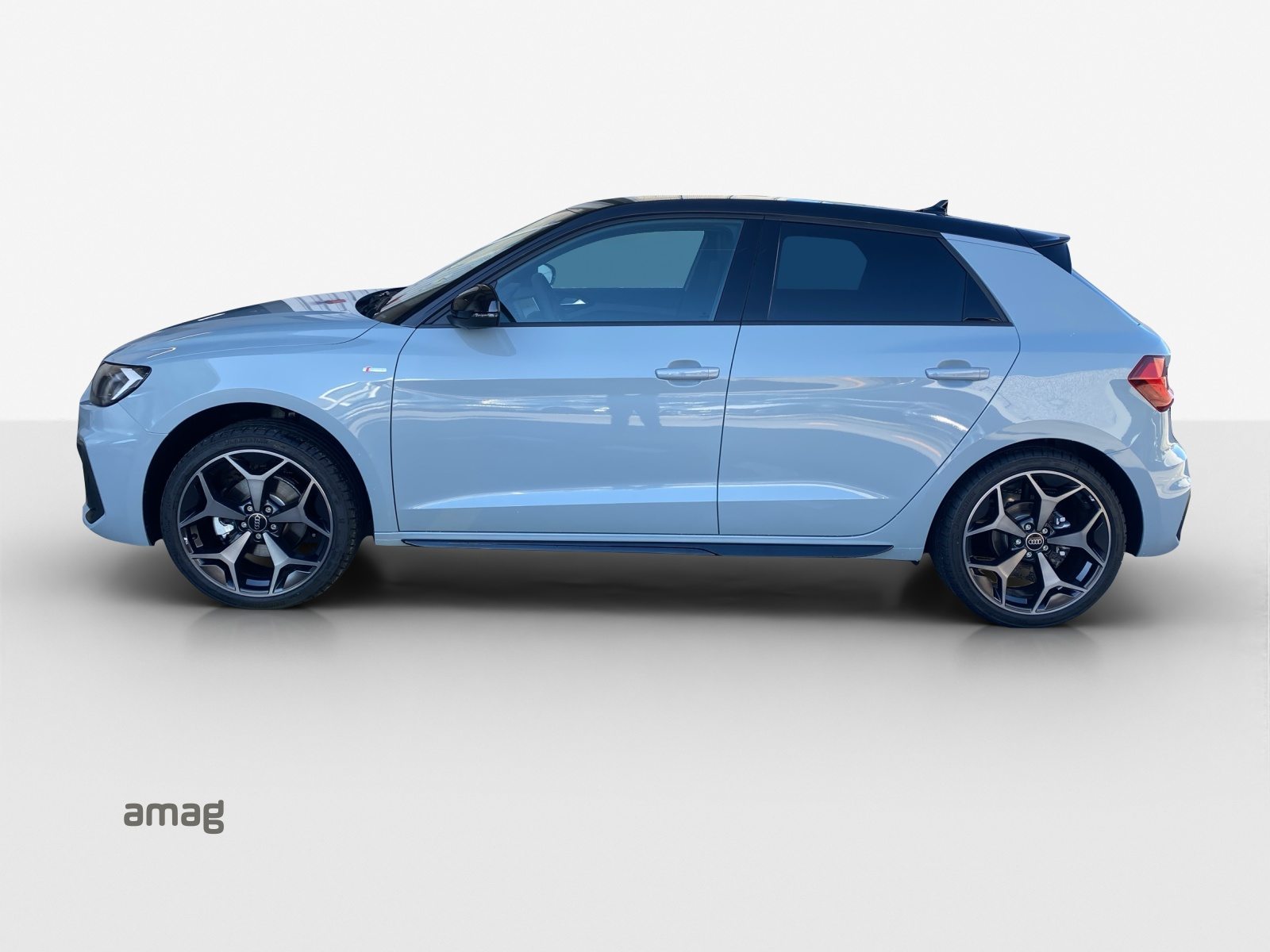 AUDI A1 Sportback 30 TFSI S line Attraction, Petrol, Ex-demonstrator, Automatic - 2