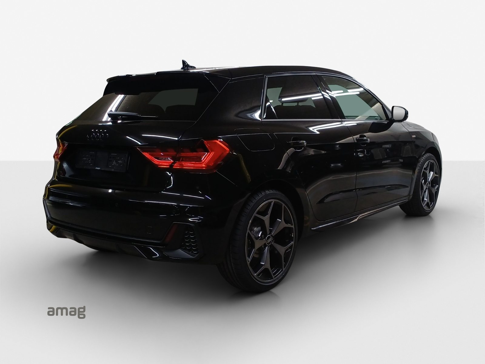 AUDI A1 Sportback 30 TFSI S line Attraction, Petrol, Ex-demonstrator, Automatic - 5