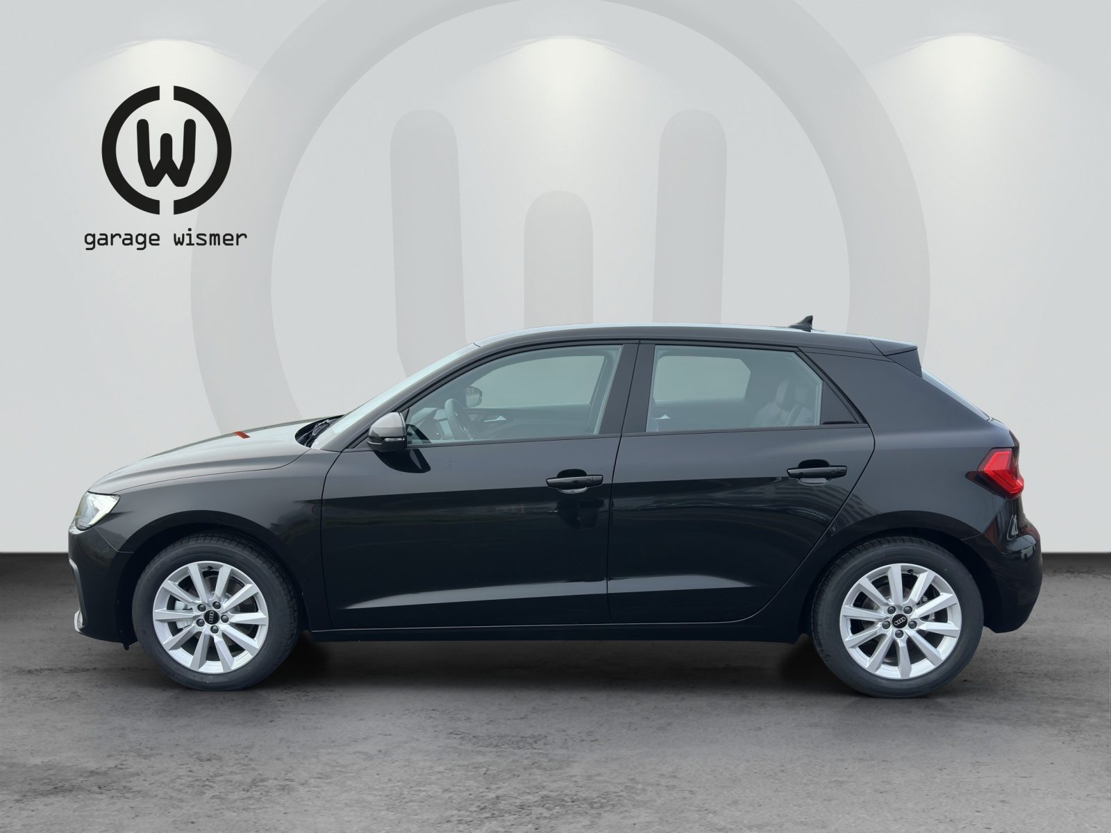 AUDI A1 Sportback 30 TFSI Attraction, Petrol, Ex-demonstrator, Automatic - 2