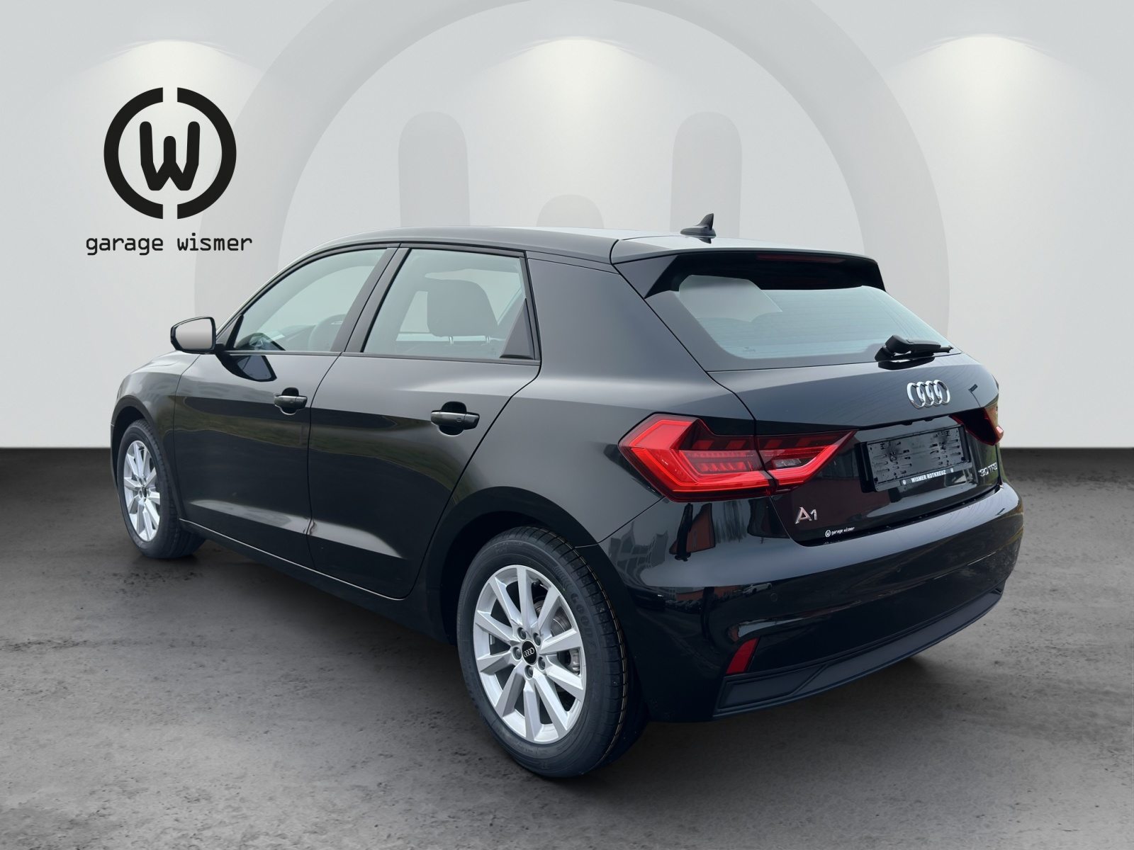 AUDI A1 Sportback 30 TFSI Attraction, Petrol, Ex-demonstrator, Automatic - 3