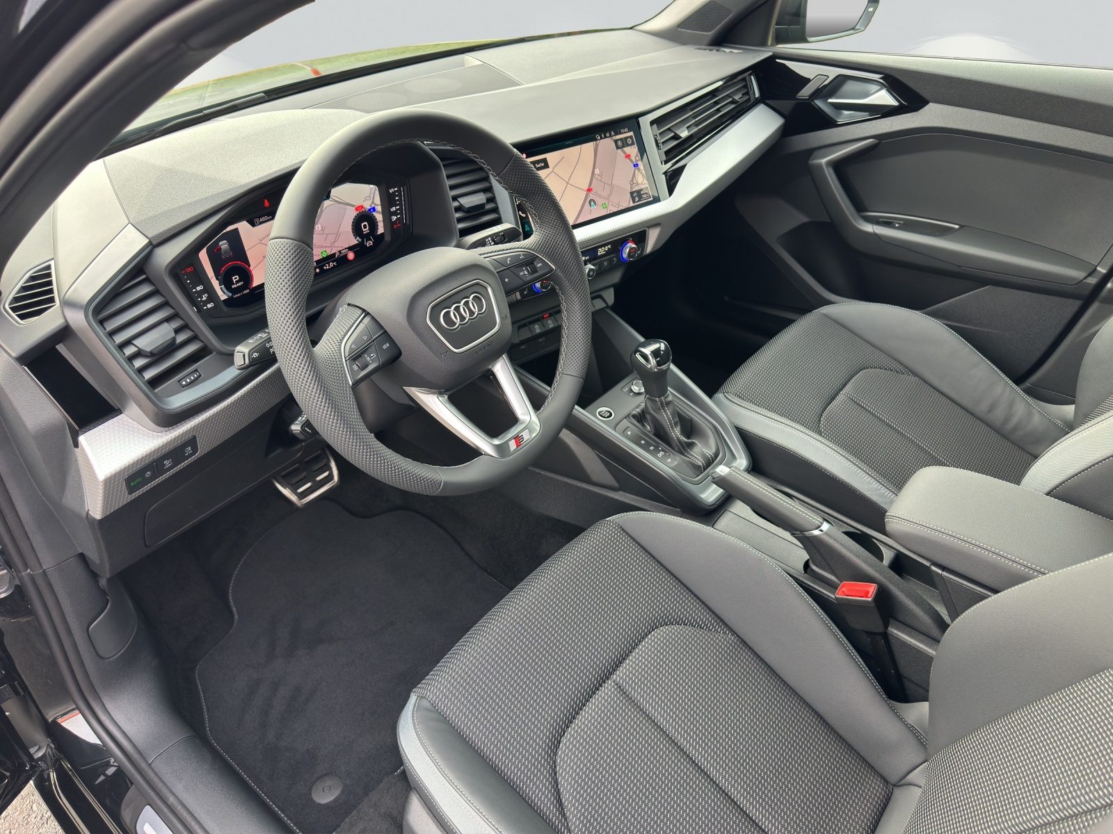 AUDI A1 Sportback 30 TFSI Attraction, Petrol, Ex-demonstrator, Automatic - 5