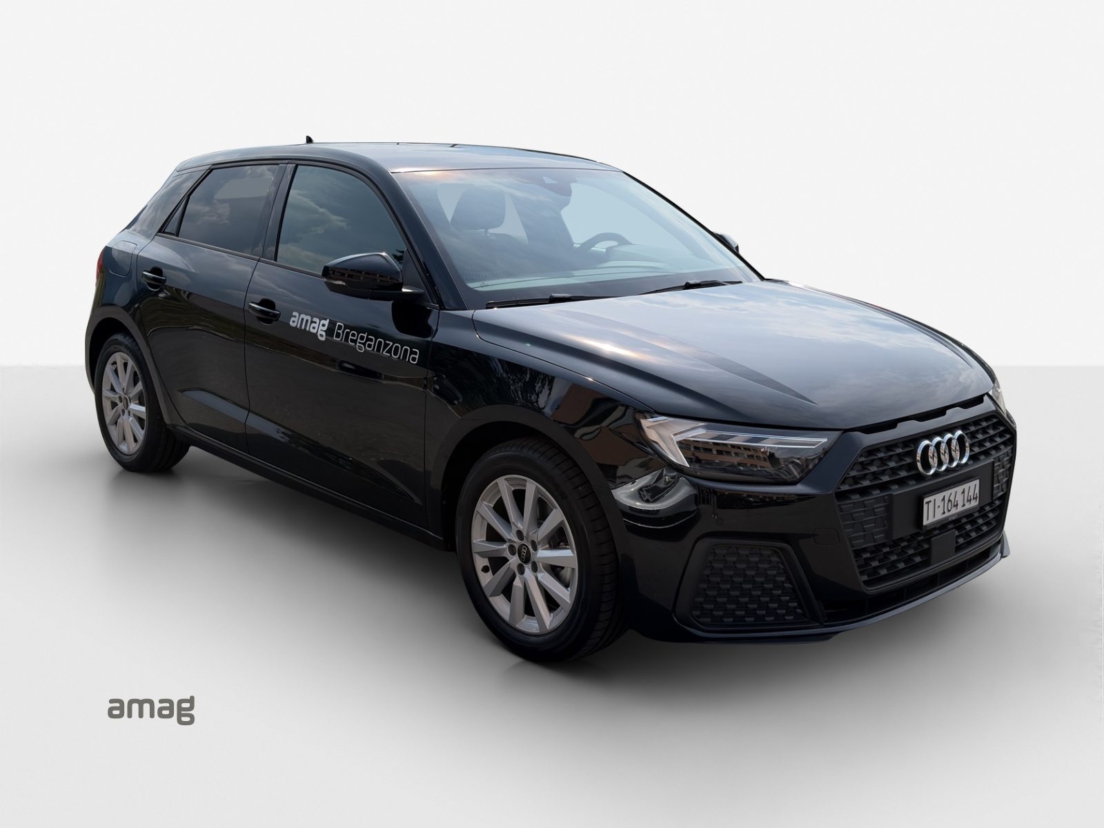 AUDI A1 Sportback 30 TFSI Attraction, Petrol, Ex-demonstrator, Automatic - 6