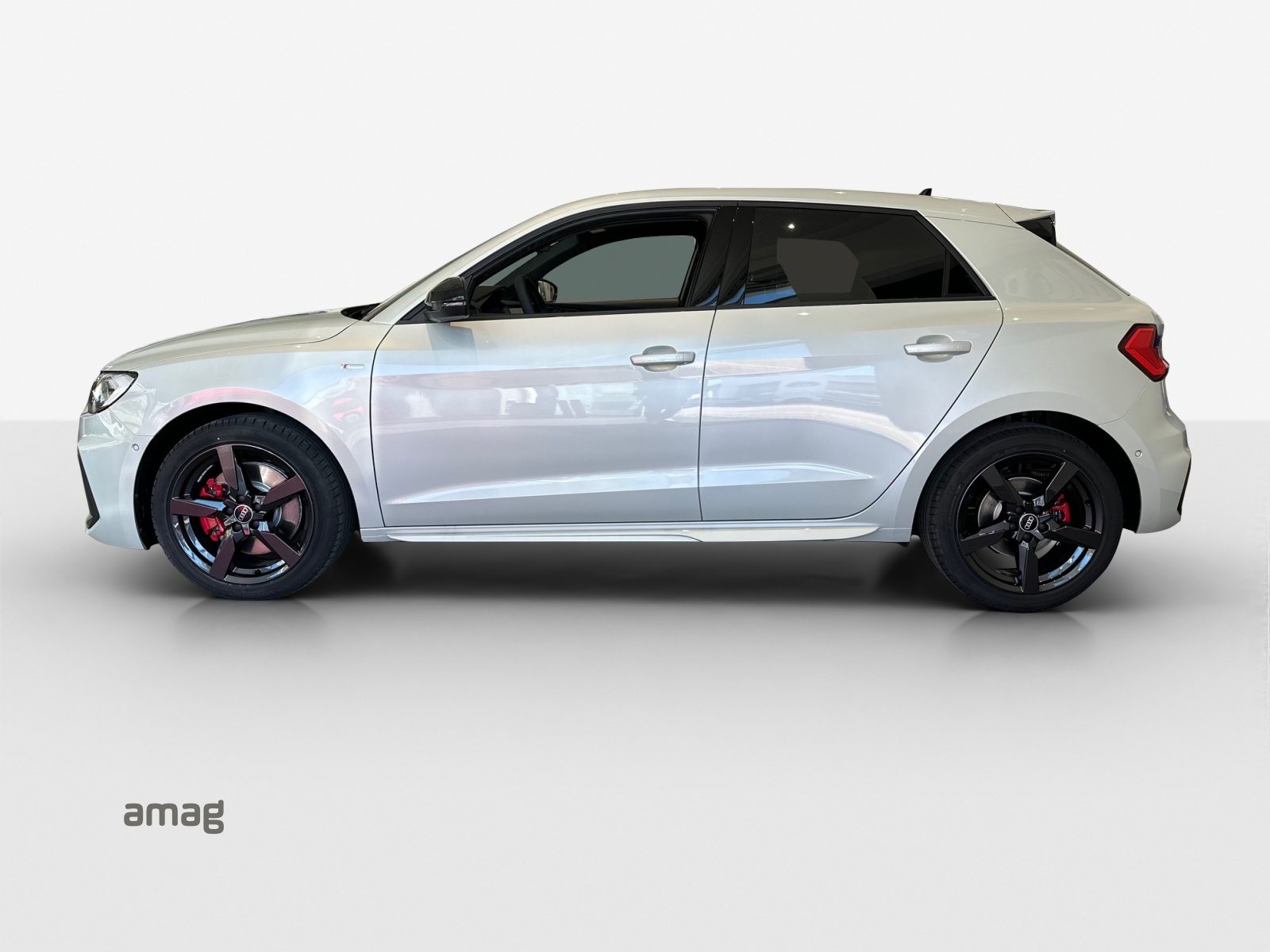 AUDI A1 Sportback 40 TFSI S line, Petrol, Ex-demonstrator, Automatic - 2