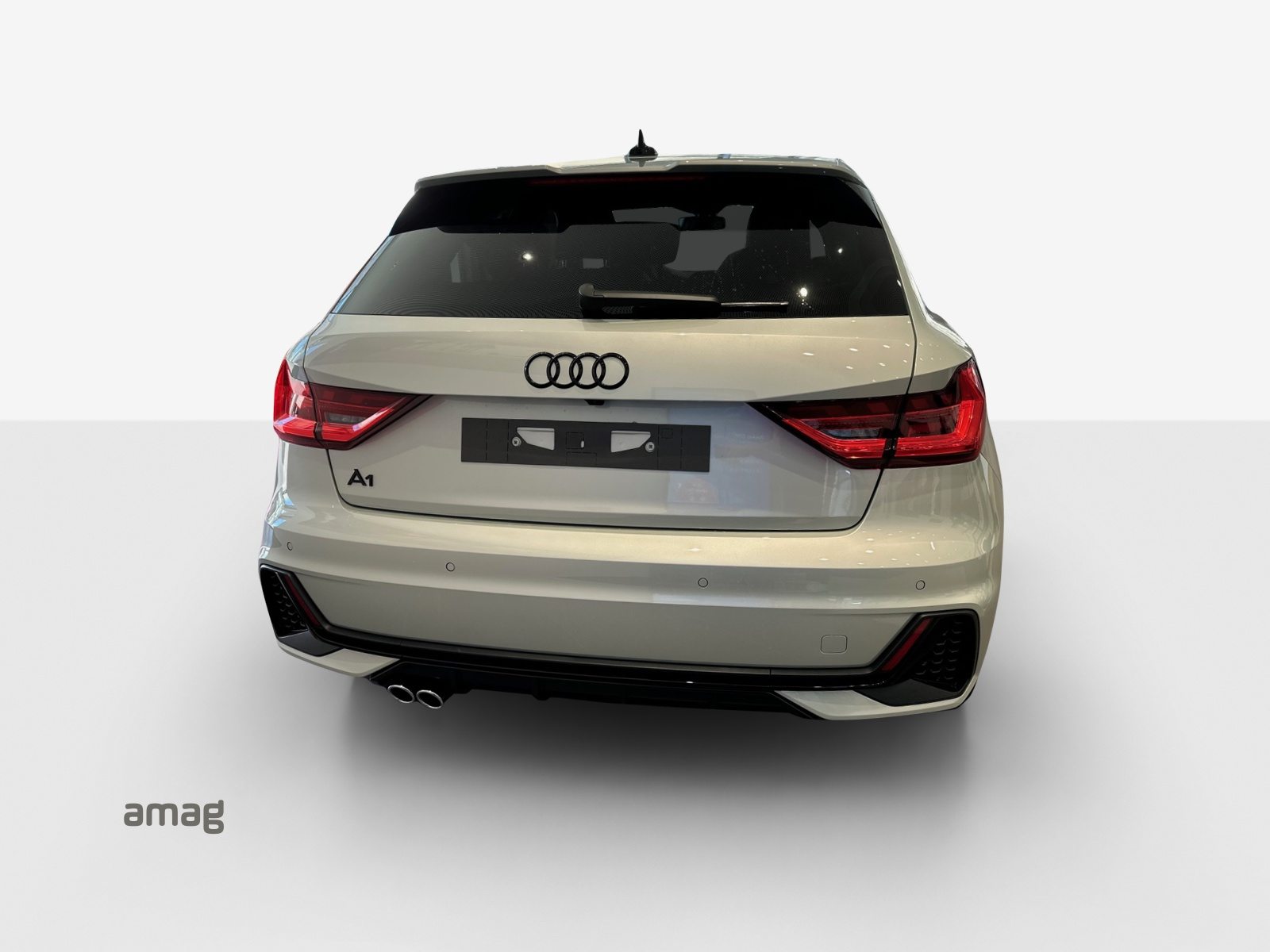AUDI A1 Sportback 40 TFSI S line, Petrol, Ex-demonstrator, Automatic - 4