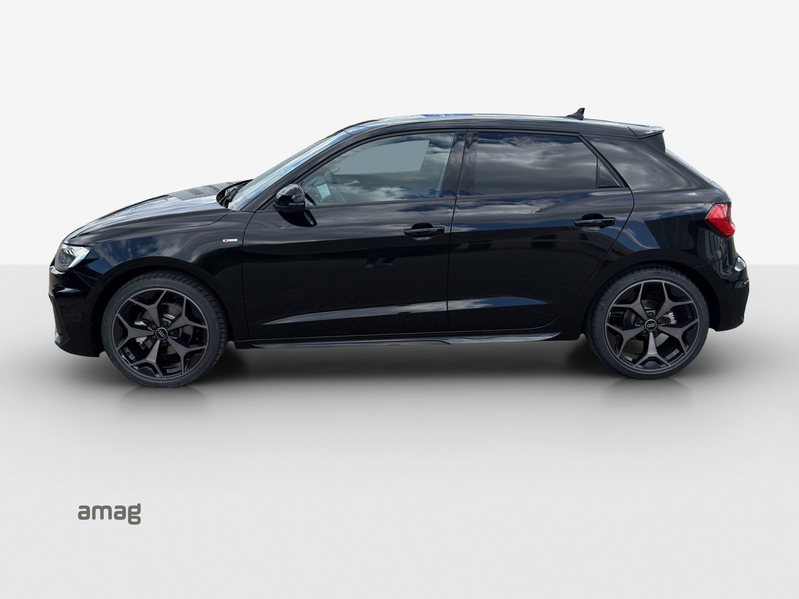 AUDI A1 Sportback 30 TFSI S line Attraction, Petrol, Ex-demonstrator, Automatic - 2