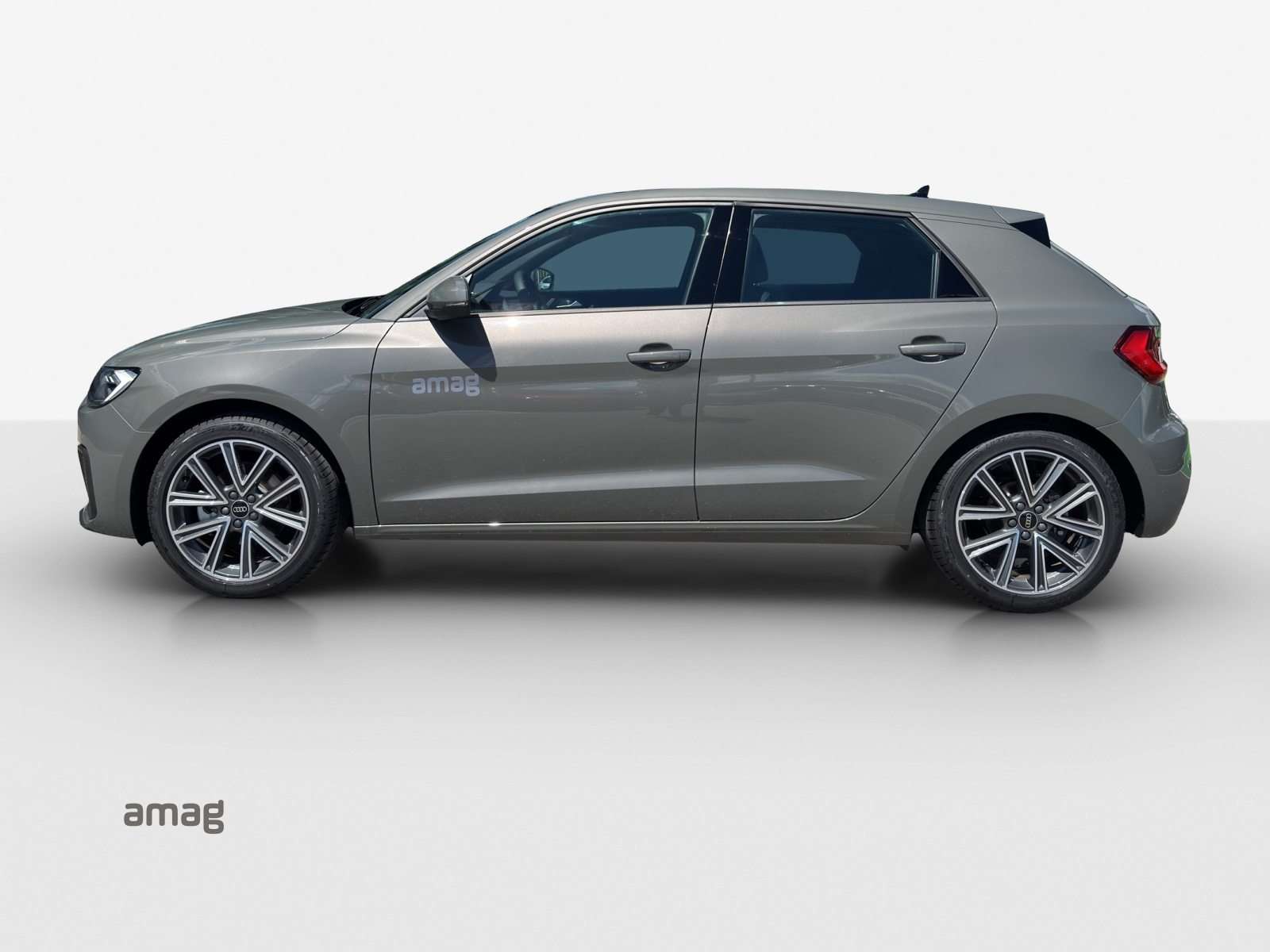 AUDI A1 Sportback 30 TFSI Attraction, Petrol, Ex-demonstrator, Automatic - 2