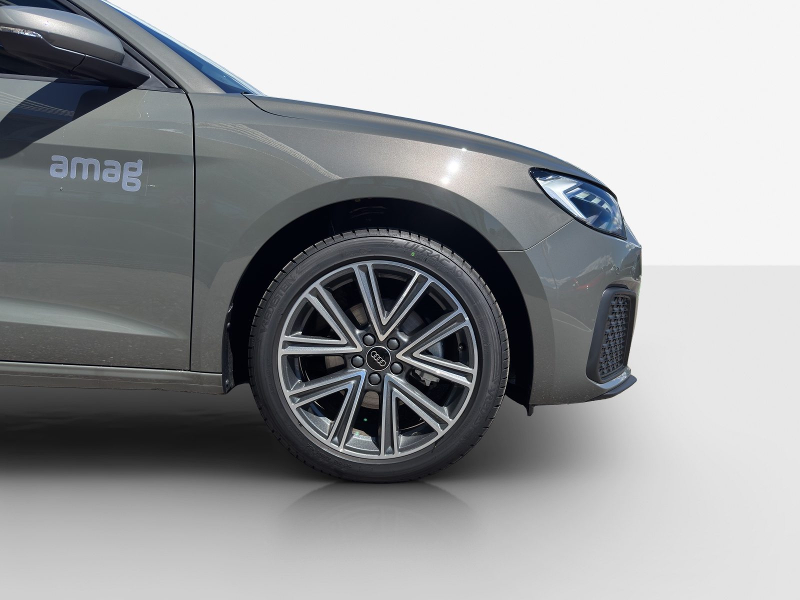 AUDI A1 Sportback 30 TFSI Attraction, Petrol, Ex-demonstrator, Automatic - 7