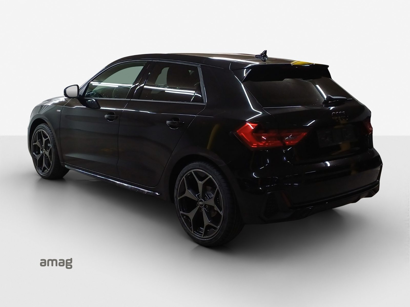 AUDI A1 Sportback 30 TFSI S line Attraction, Petrol, Ex-demonstrator, Automatic - 3