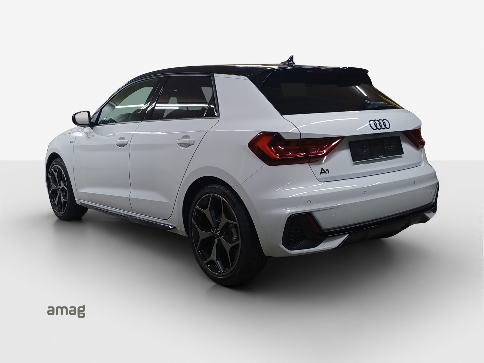 AUDI A1 Sportback 30 TFSI S line Attraction, Petrol, Ex-demonstrator, Automatic - 3